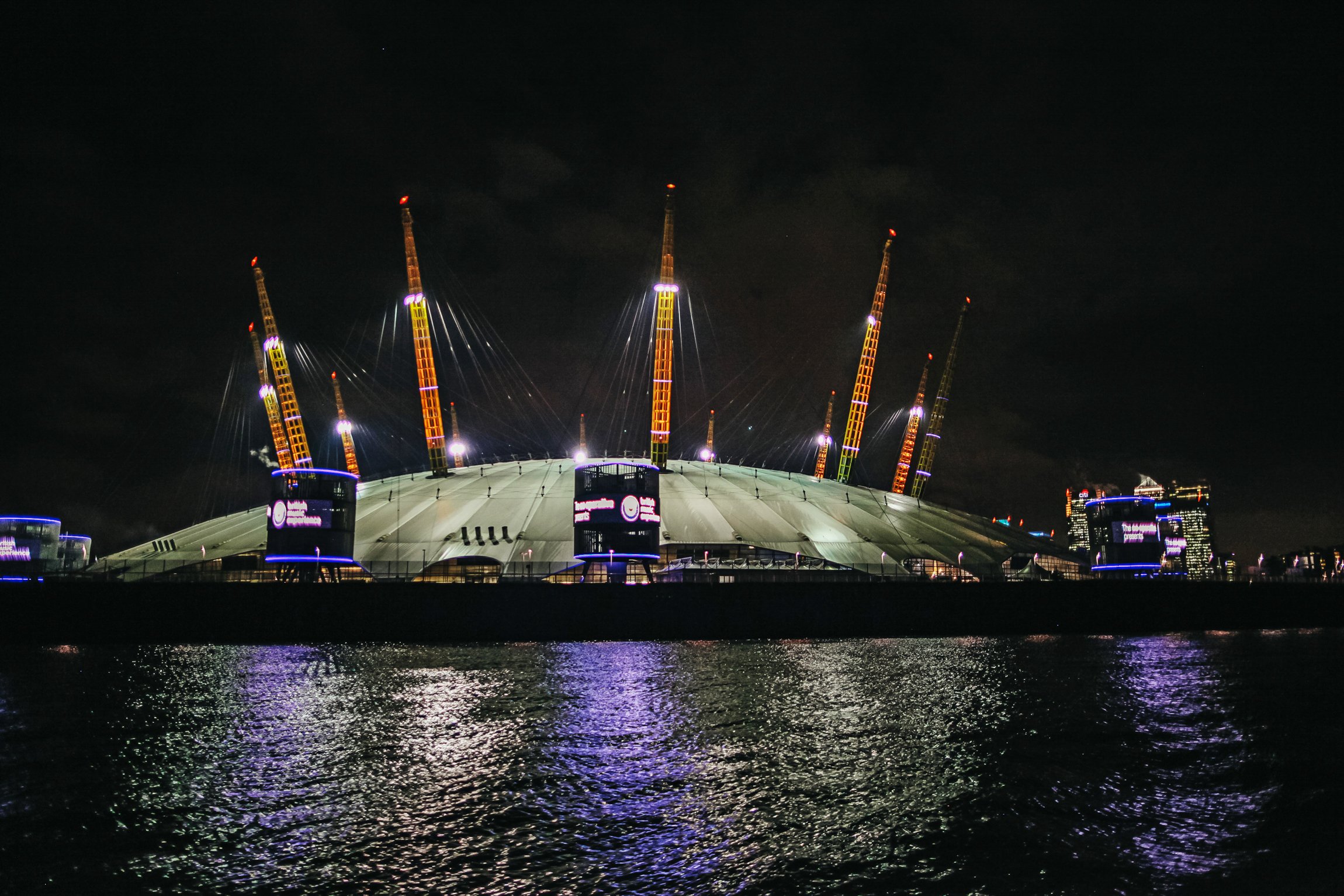 Thames dinner cruise in London — image 16