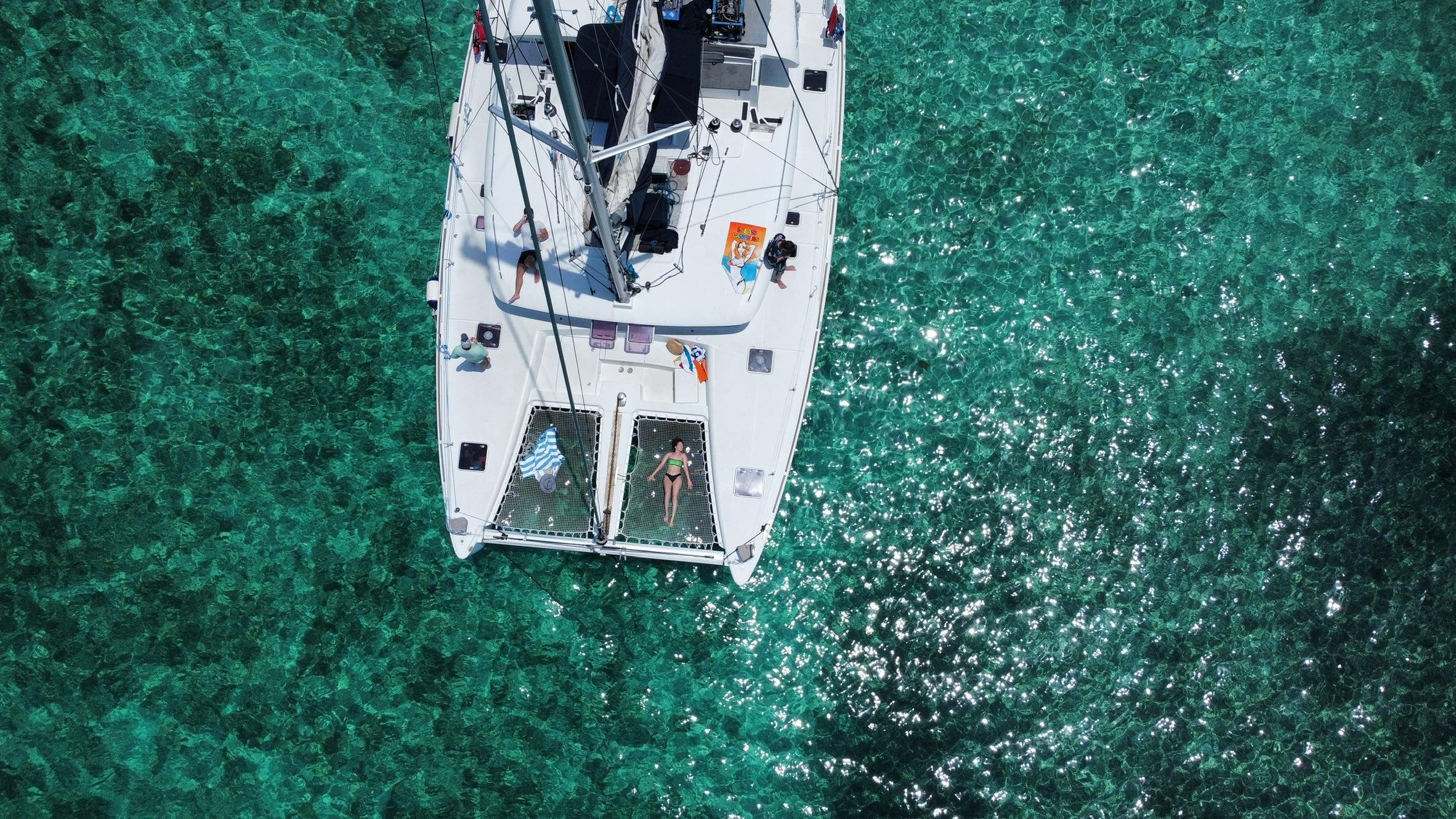 Nassau Catamaran Adventure: Swimming Pigs, Turtles & Snorkeling