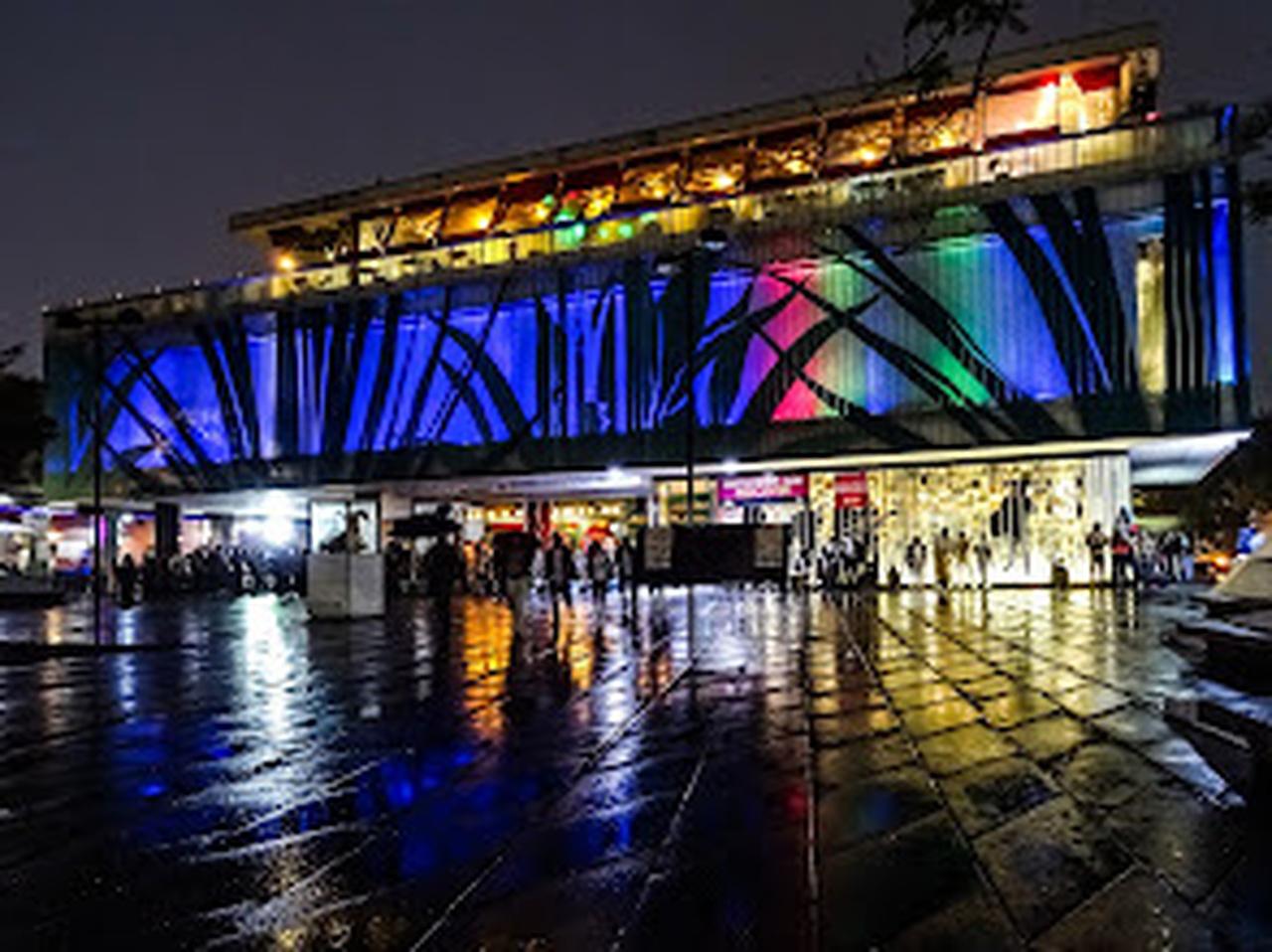 Private Mexico City Night Tour with Guide & Transport
