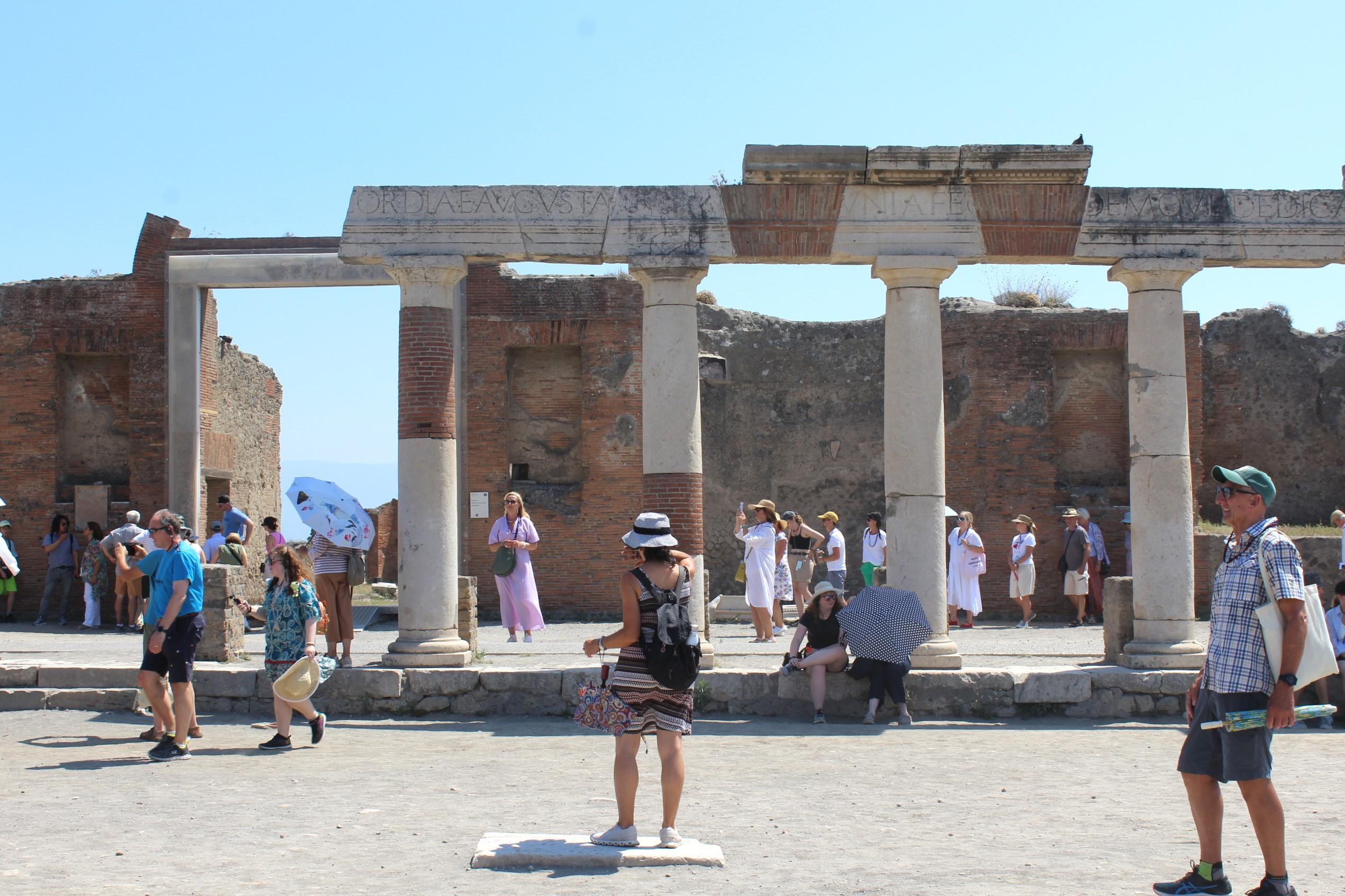 From Naples: Pompeii and Vesuvius Tour with Lunch Included - Mount Vesuvius crater tour and Bay of Naples views