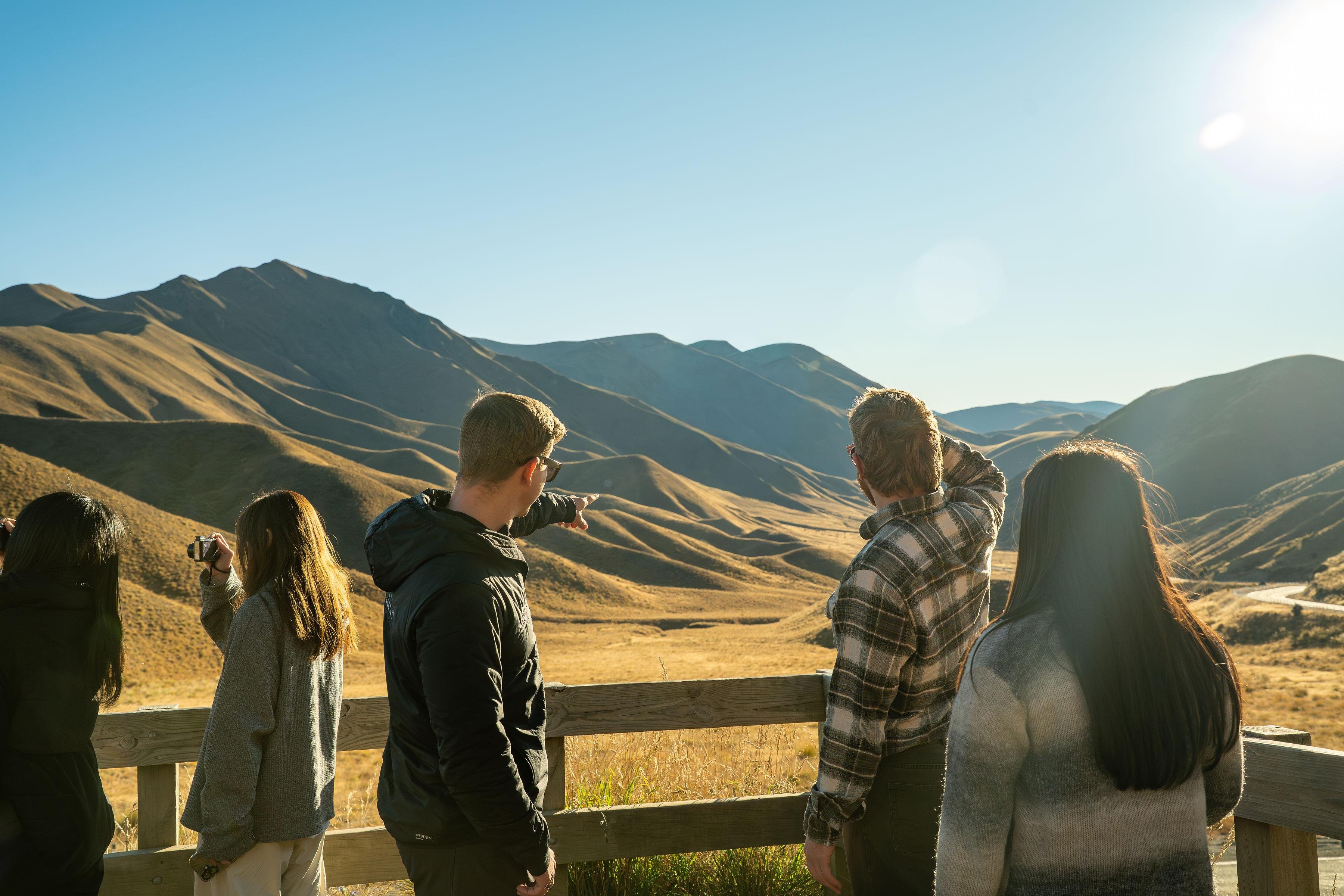 Queenstown: Small Group Scenic Mt Cook Day Tour