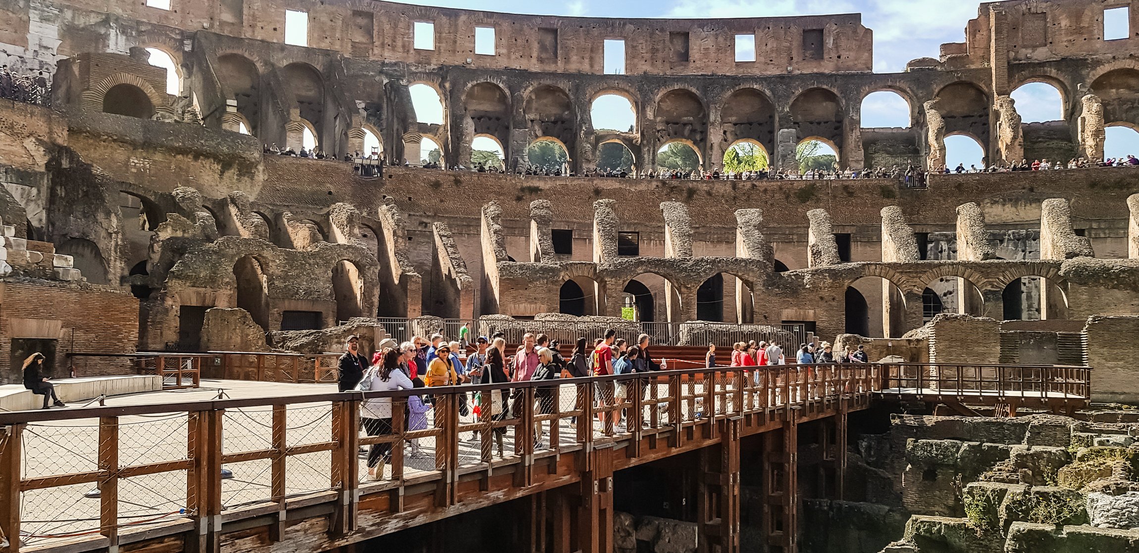 Colosseum Arena, Palatine Hill & Roman Forum Guided Tour