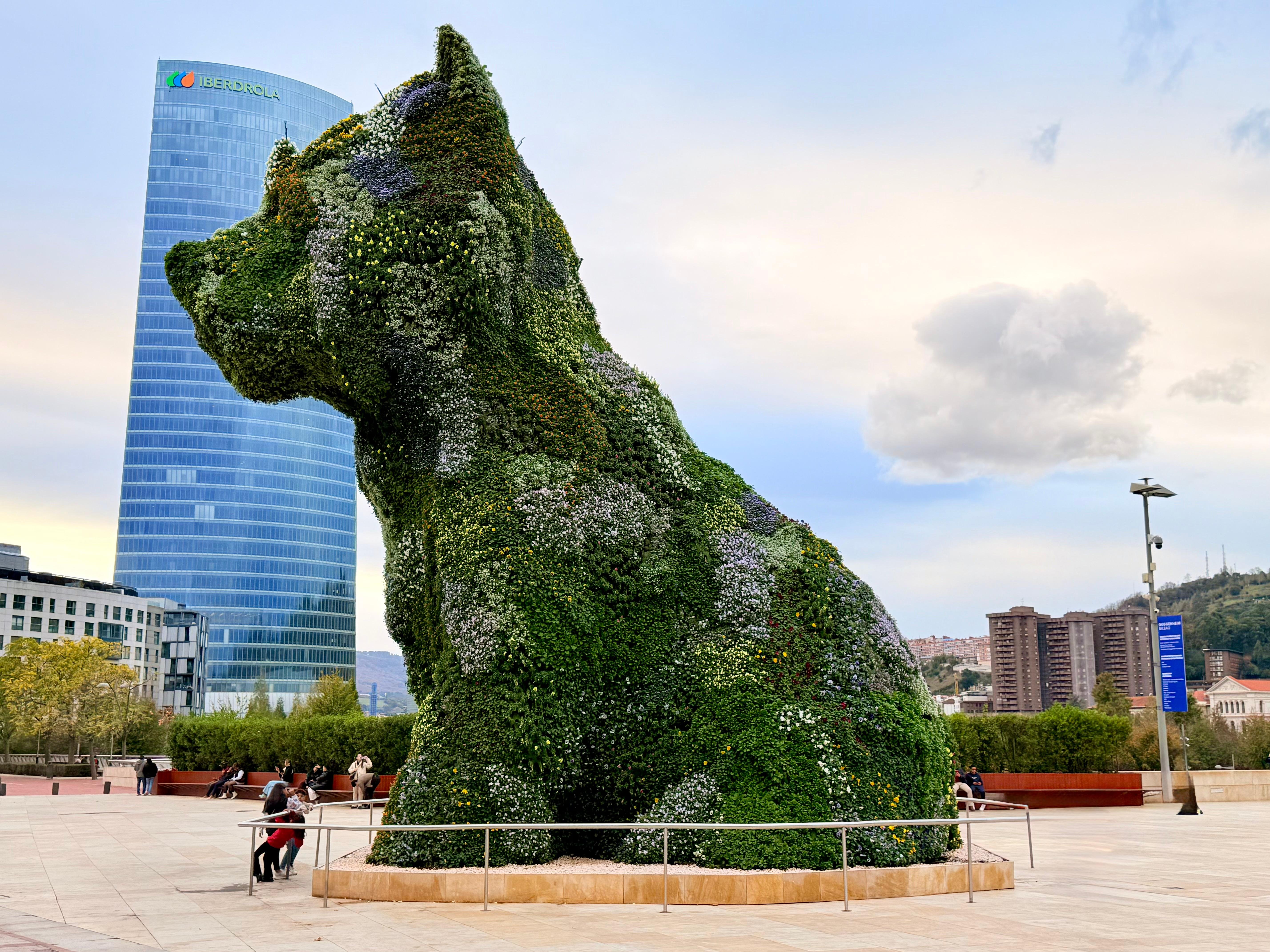Bilbao Walking Tour: Old Town to Modern Landmarks
