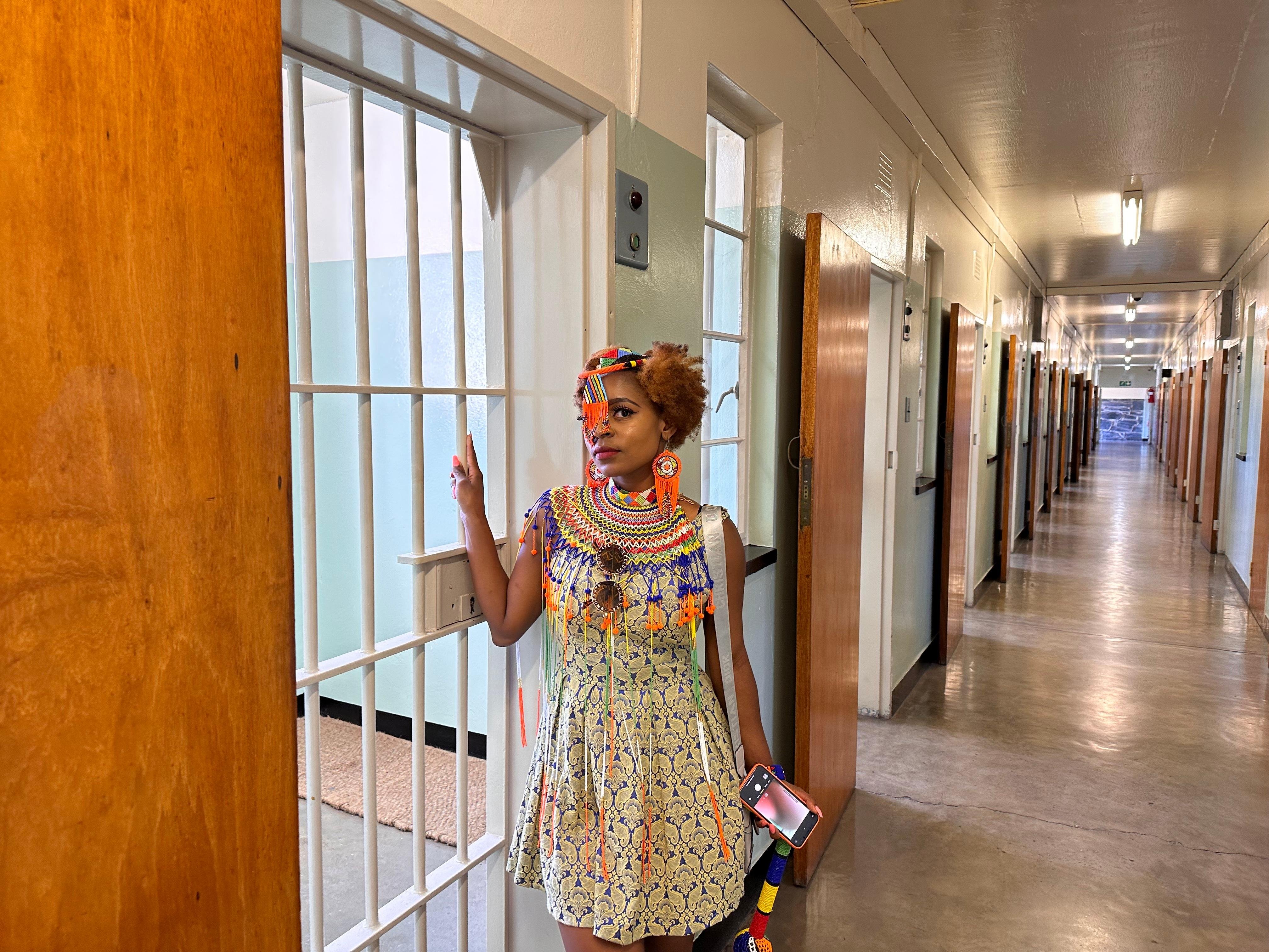 Robben Island Ferry & Guided Prison Tour from Cape Town