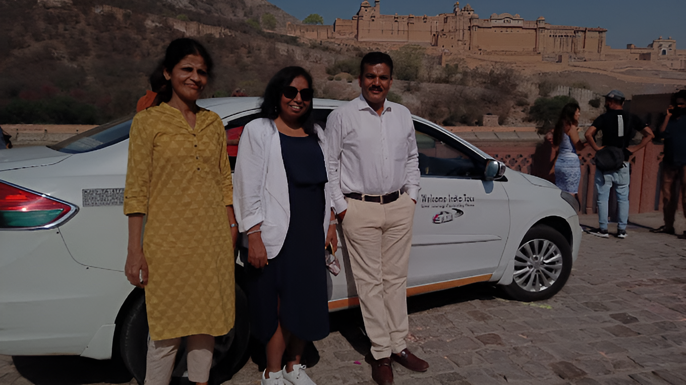 Jaipur Full-Day Highlights: Amber Fort to Nahargarh Sunset