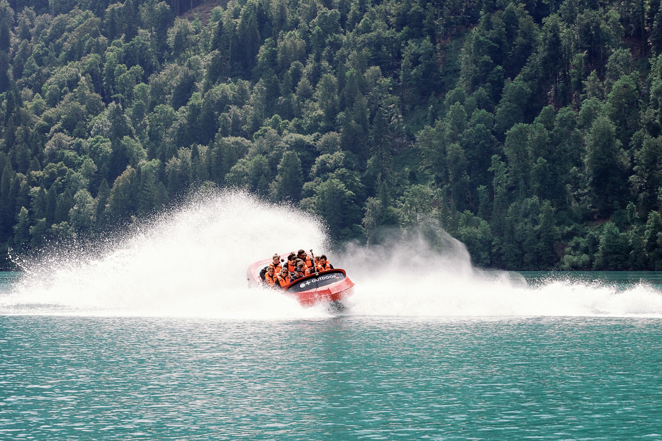 Interlaken Jetboat Adventure on Lake Brienz