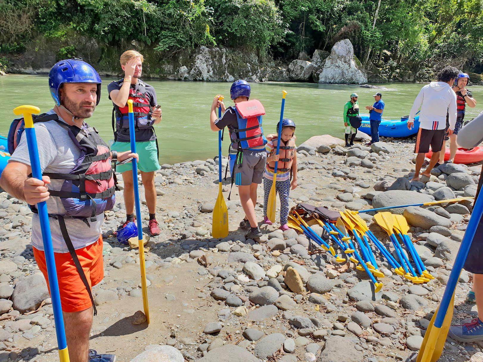 Pacuare River Whitewater Rafting: Class III–IV Rapids Day Trip from San José