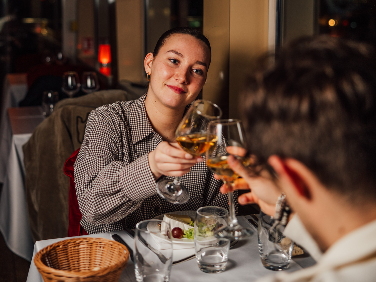 Seine River Dinner Cruise with Eiffel Tower Views