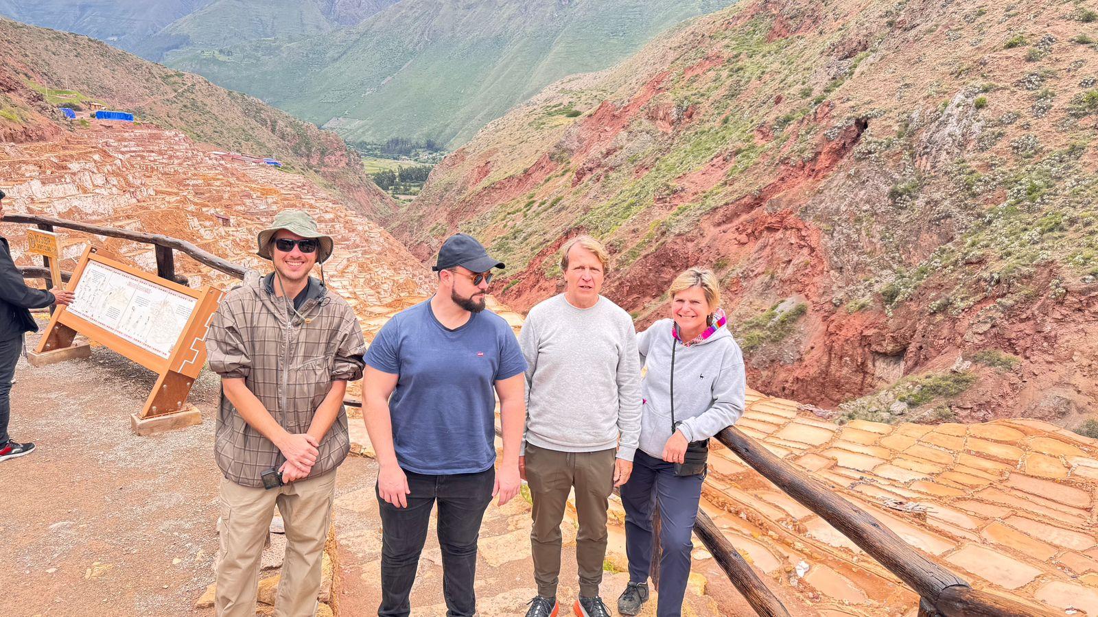 Sacred Valley Full-Day Tour: Inca Ruins, Salt Mines & Local Markets
