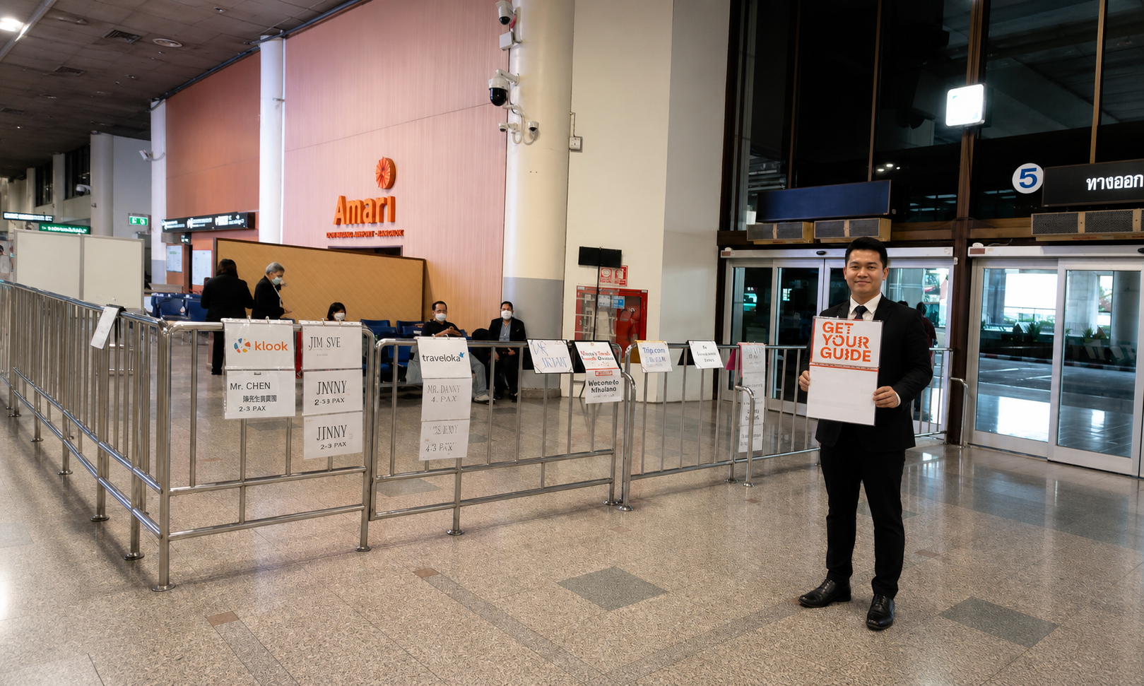Bangkok Suvarnabhumi Airport: Private Hotel Transfer with Tollway