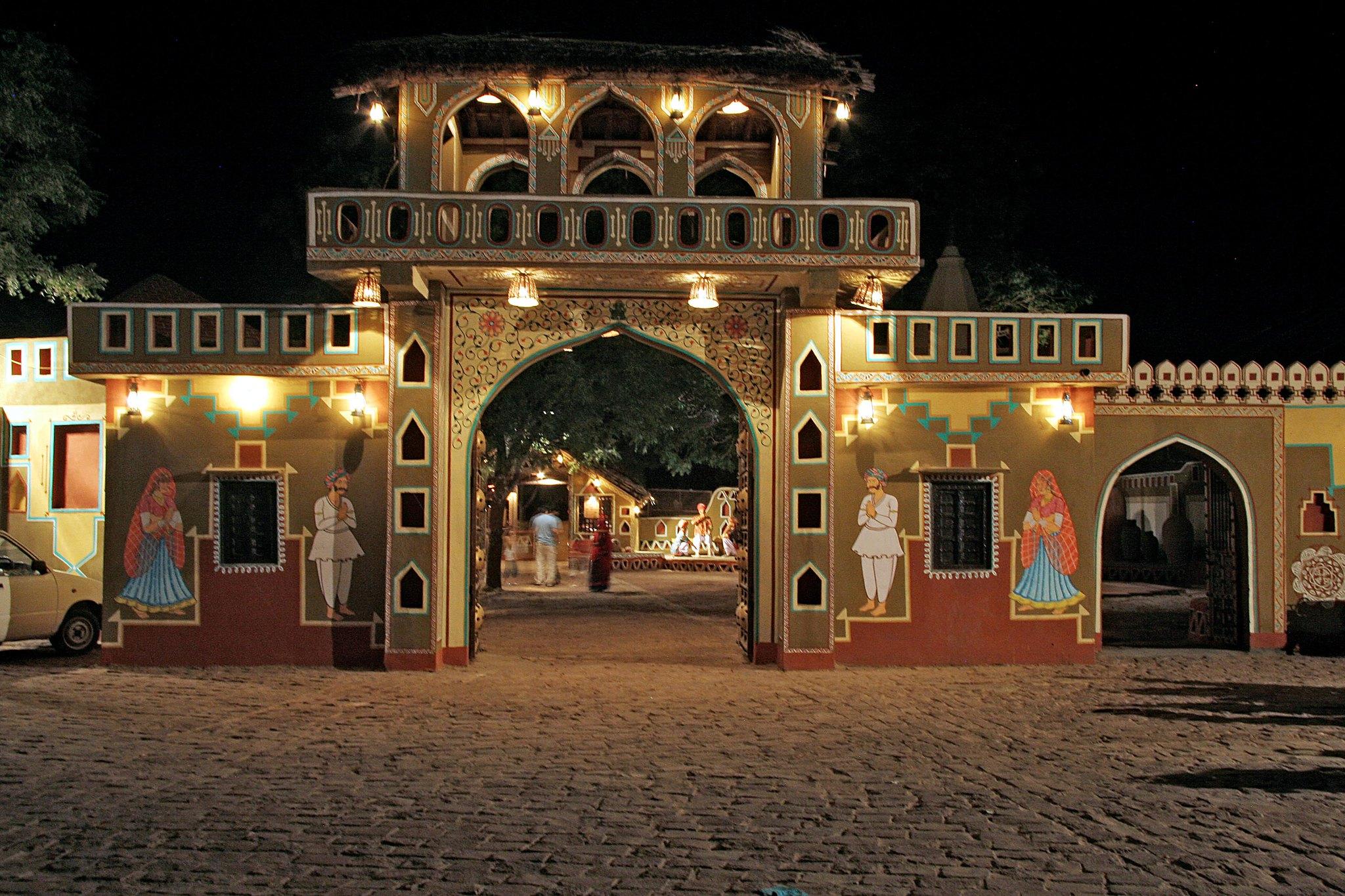 Jaipur Evening: Chokhi Dhani Culture & Rajasthani Dinner