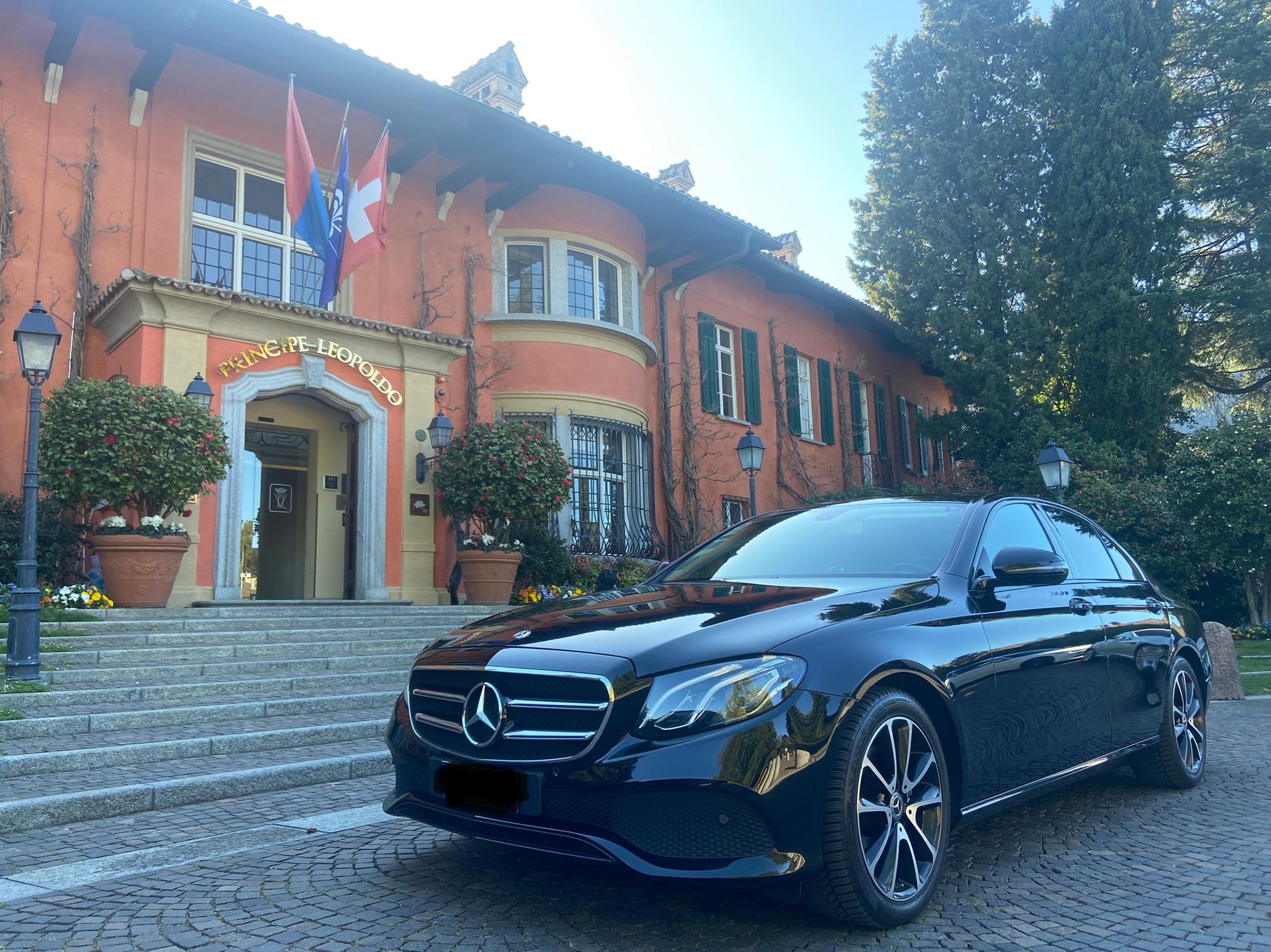 Milan ↔ Serravalle Outlet Private Transfer