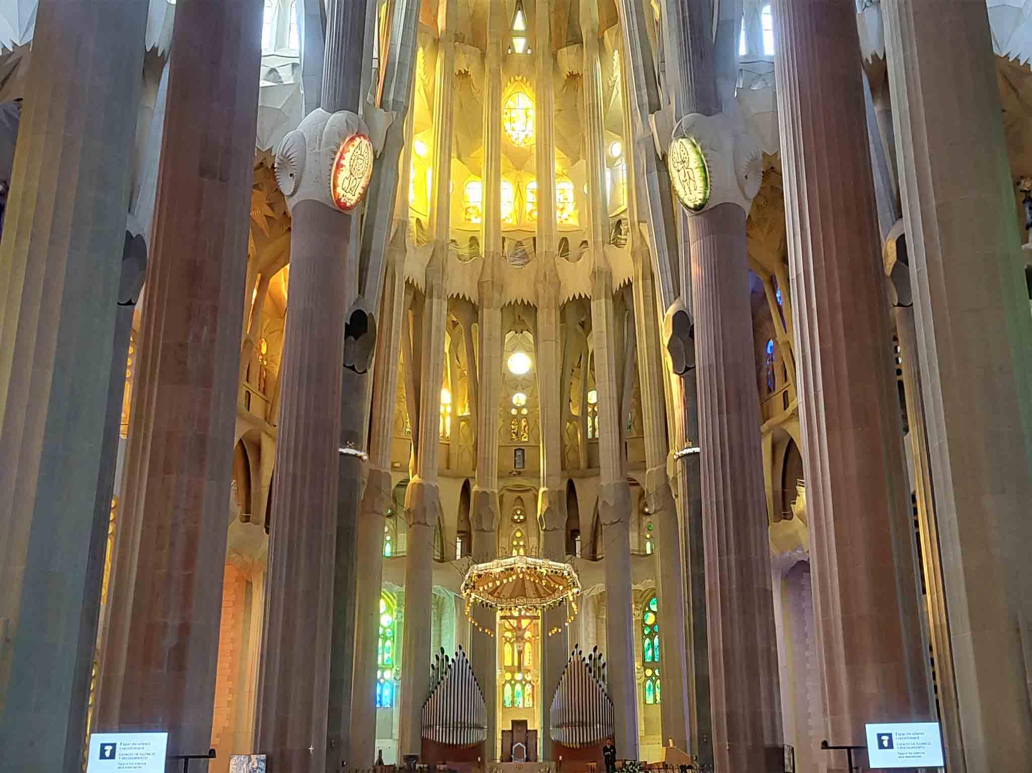 Barcelona Gaudí tours — Sagrada Família interior, Park Güell mosaics, Casa Batlló and La Pedrera — image 25