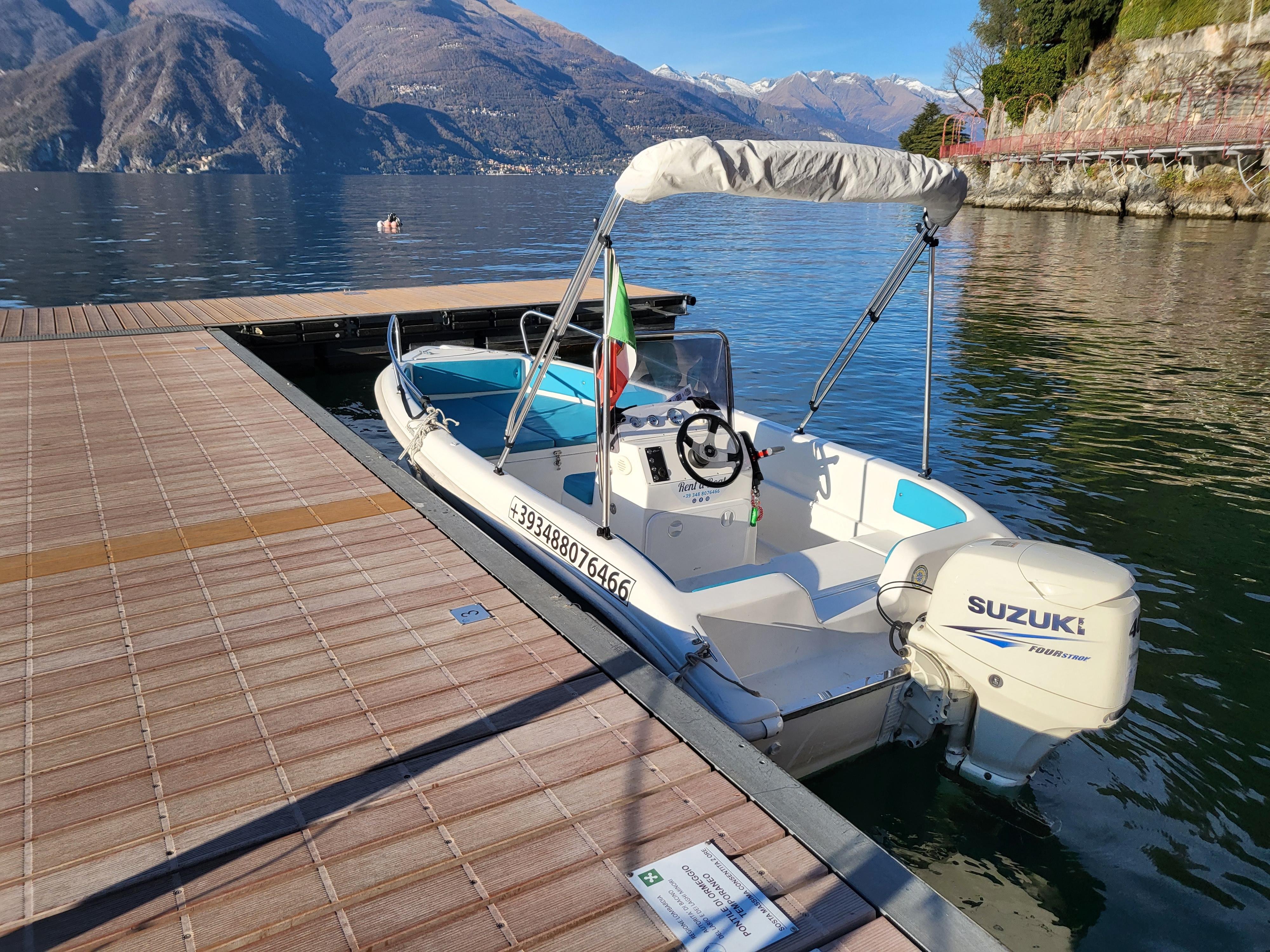 Lake Como: Self Drive Boat 40 HP - without driving license