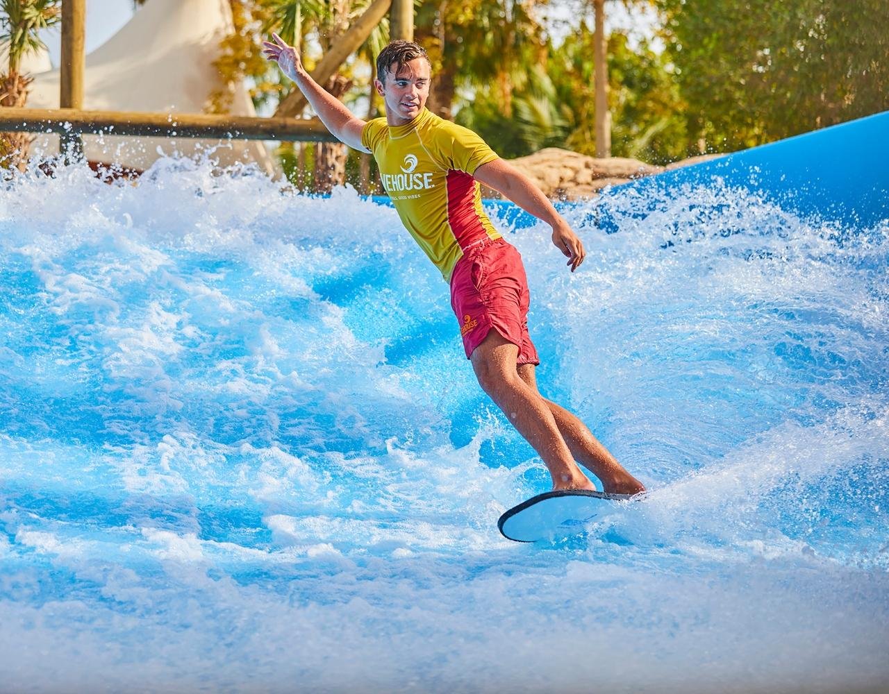 Dubai Aquaventure World Super Pass with Lost World Aquarium