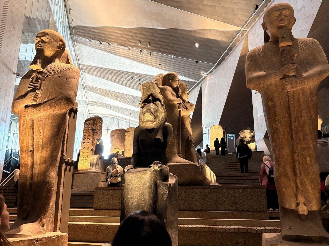 Sharm El Sheikh to Cairo: Pyramids, Sphinx & Egyptian Museum Day Tour