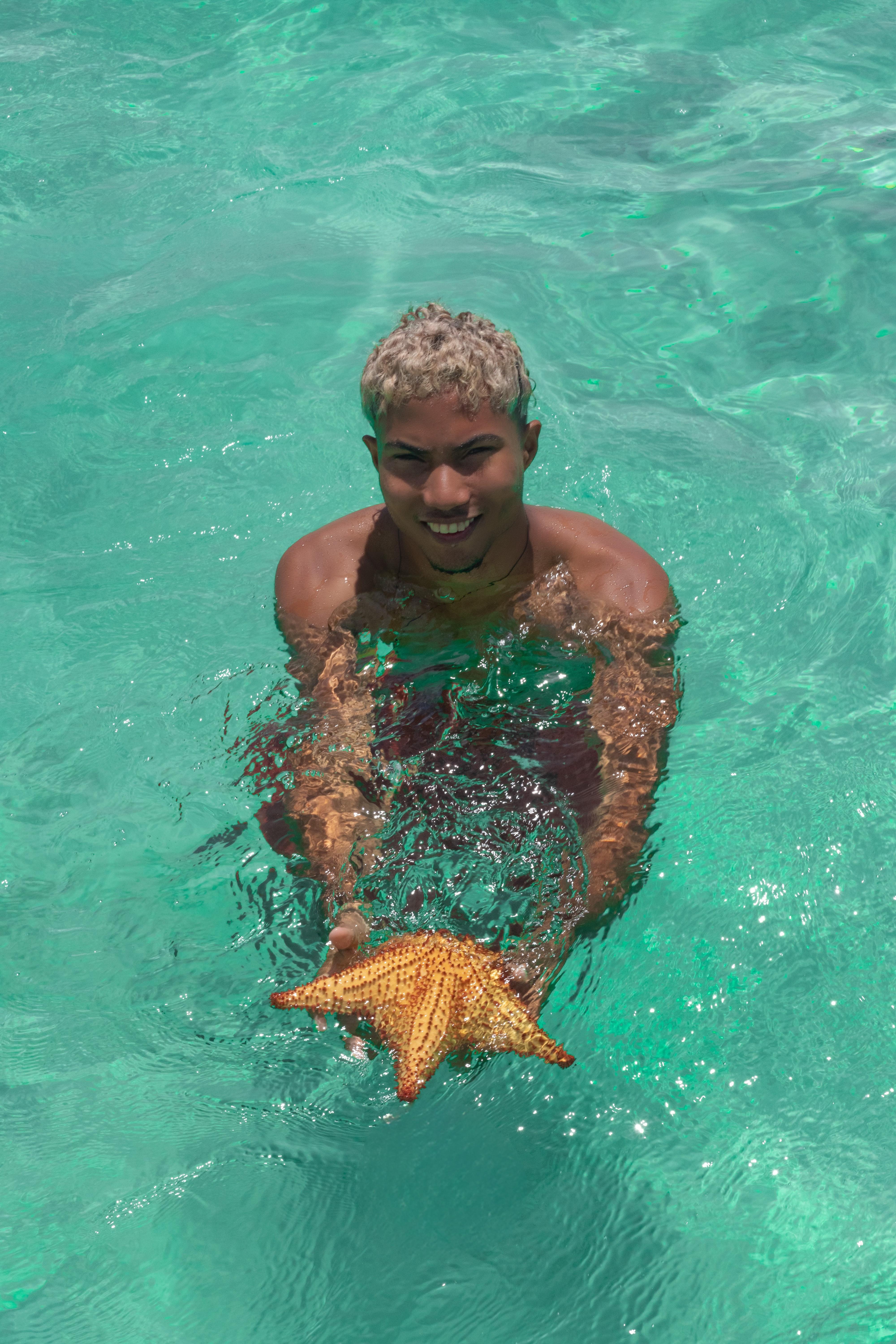 Saona Island Catamaran Day Trip from Punta Cana – Open Bar & Buffet