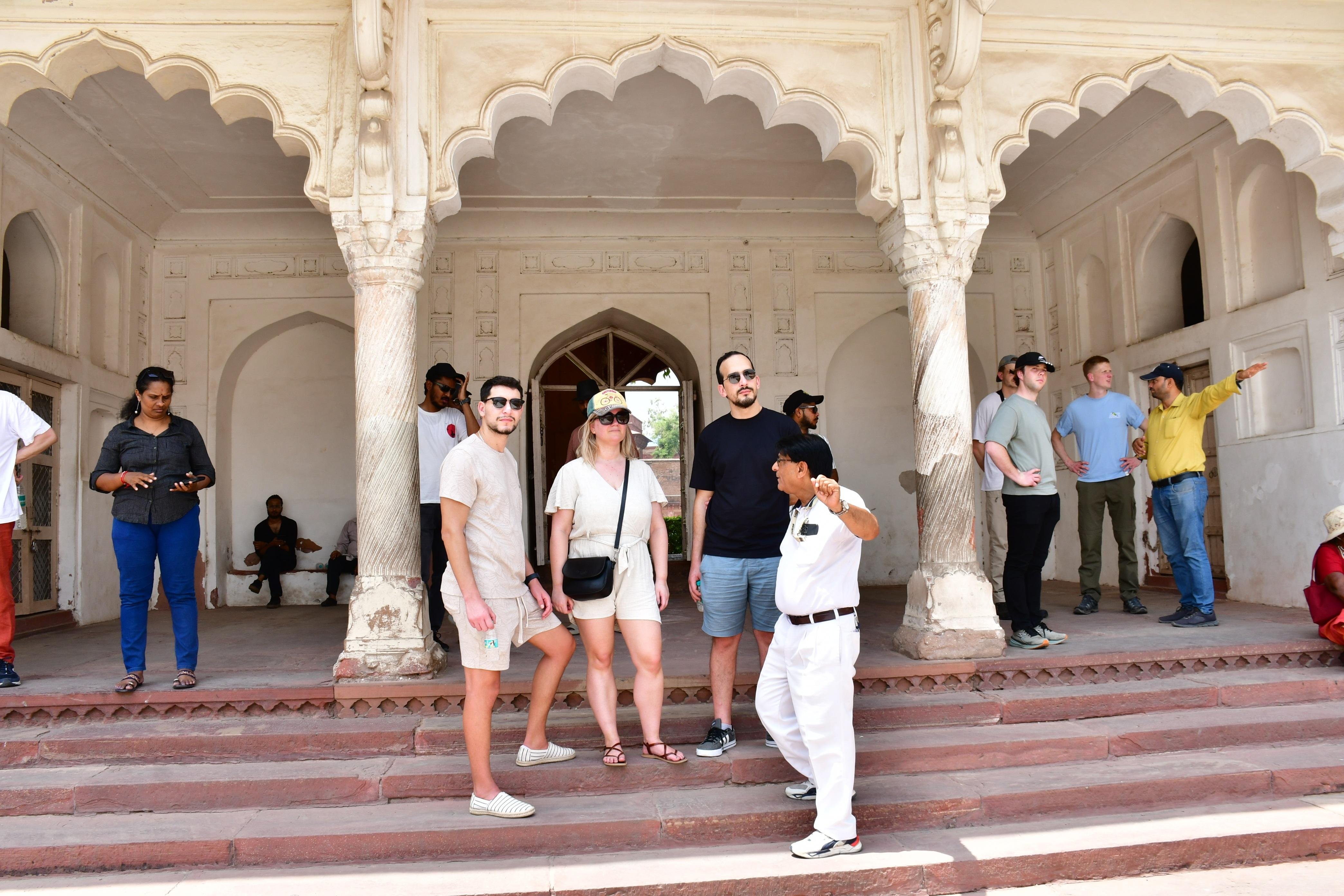 Delhi to Taj Mahal & Agra Private Day Tour with Marriott Lunch