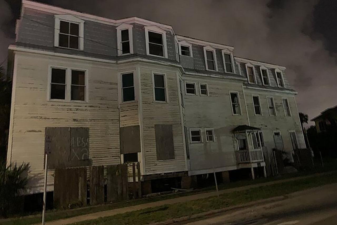 Galveston ghost tour — haunted Strand District and historic island sites — image 1