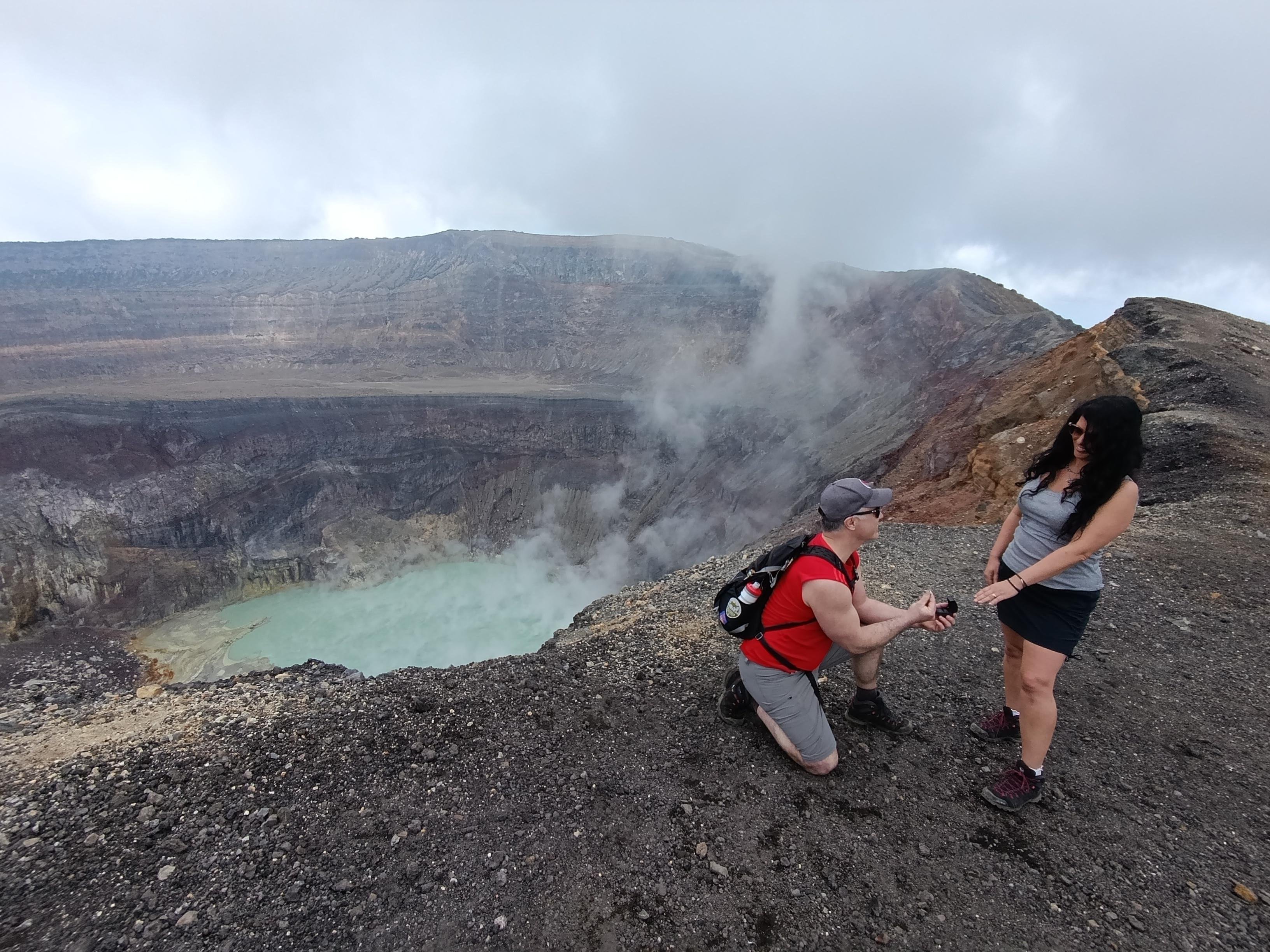 Santa Ana Volcano Private Hike & Lake Coatepeque Lunch
