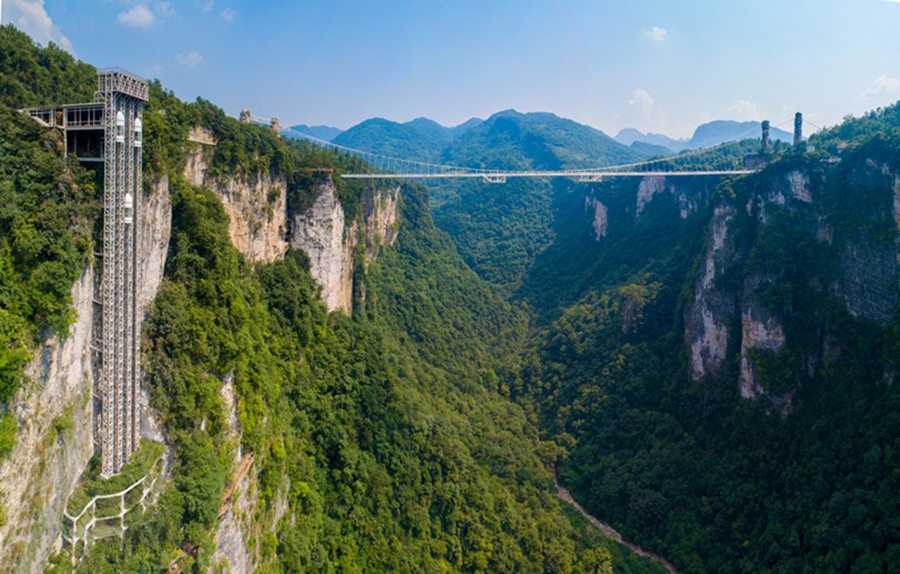 Zhangjiajie National Park: 2-Day Guided Tour with Glass Bridge