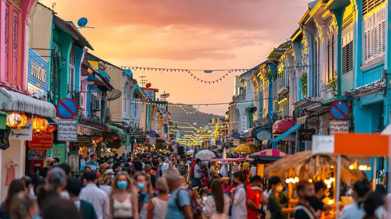 Phuket Sunset, Old Town & Night Market Evening Tour
