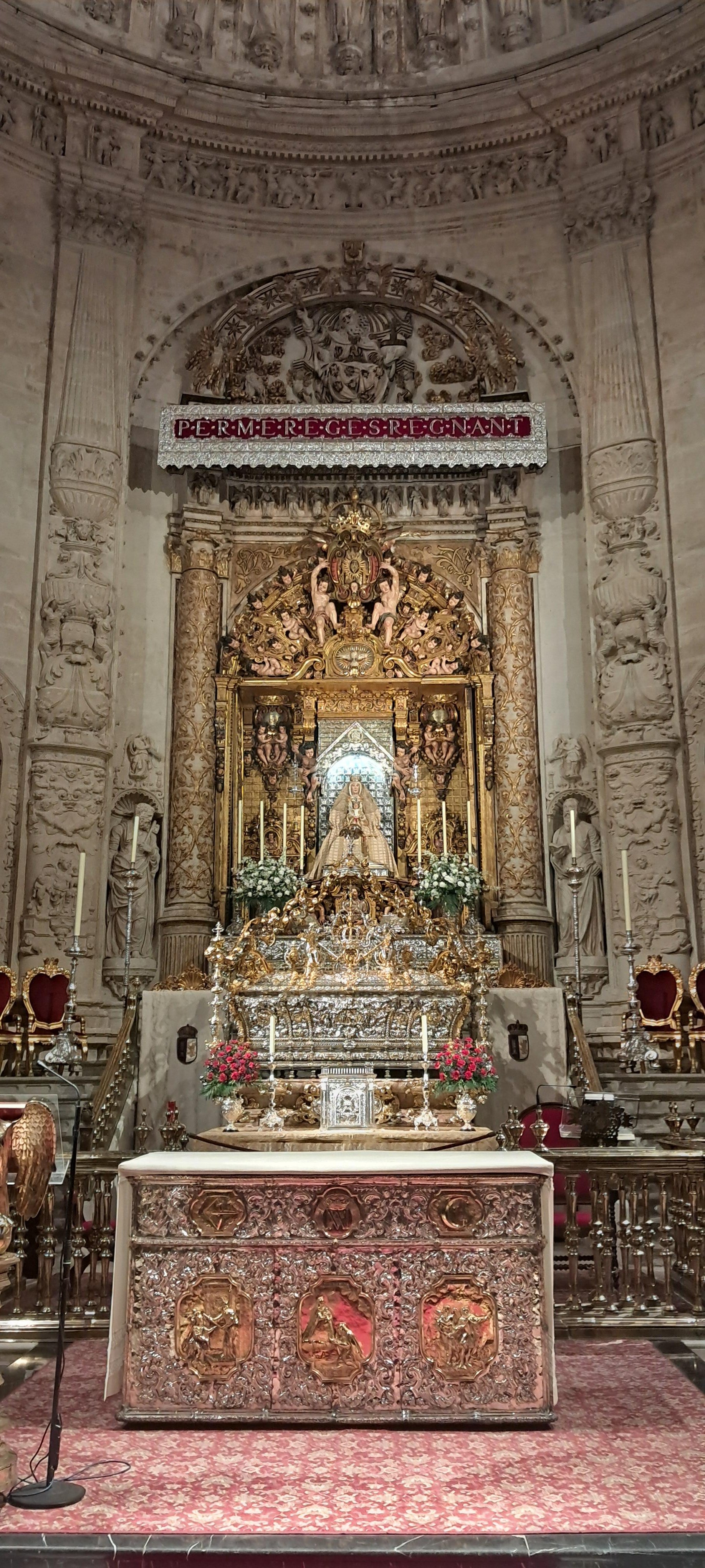 Seville Cathedral After-Dark Tour with High Altar Light Show