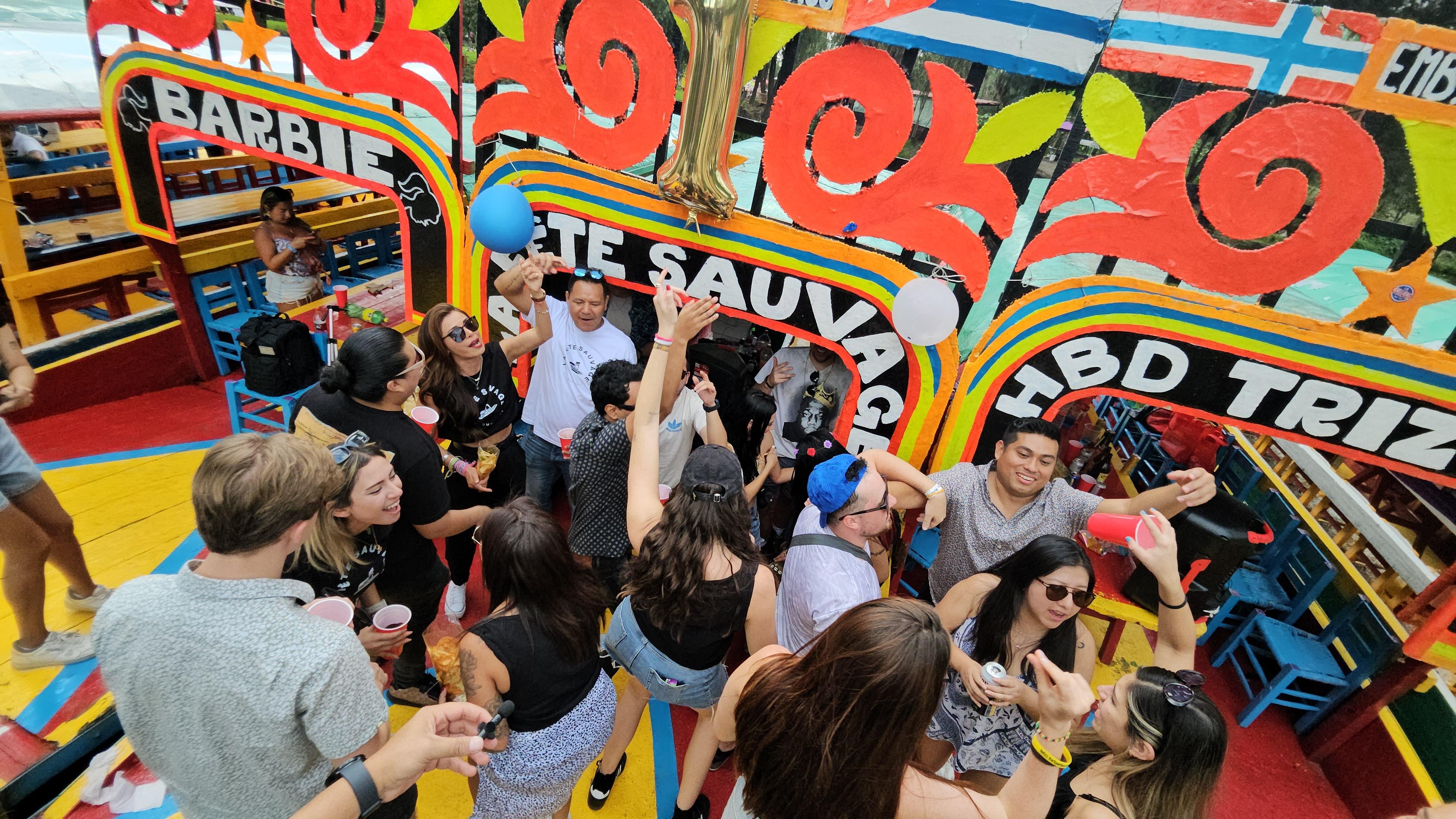 Xochimilco Social Boat Party with Drinks