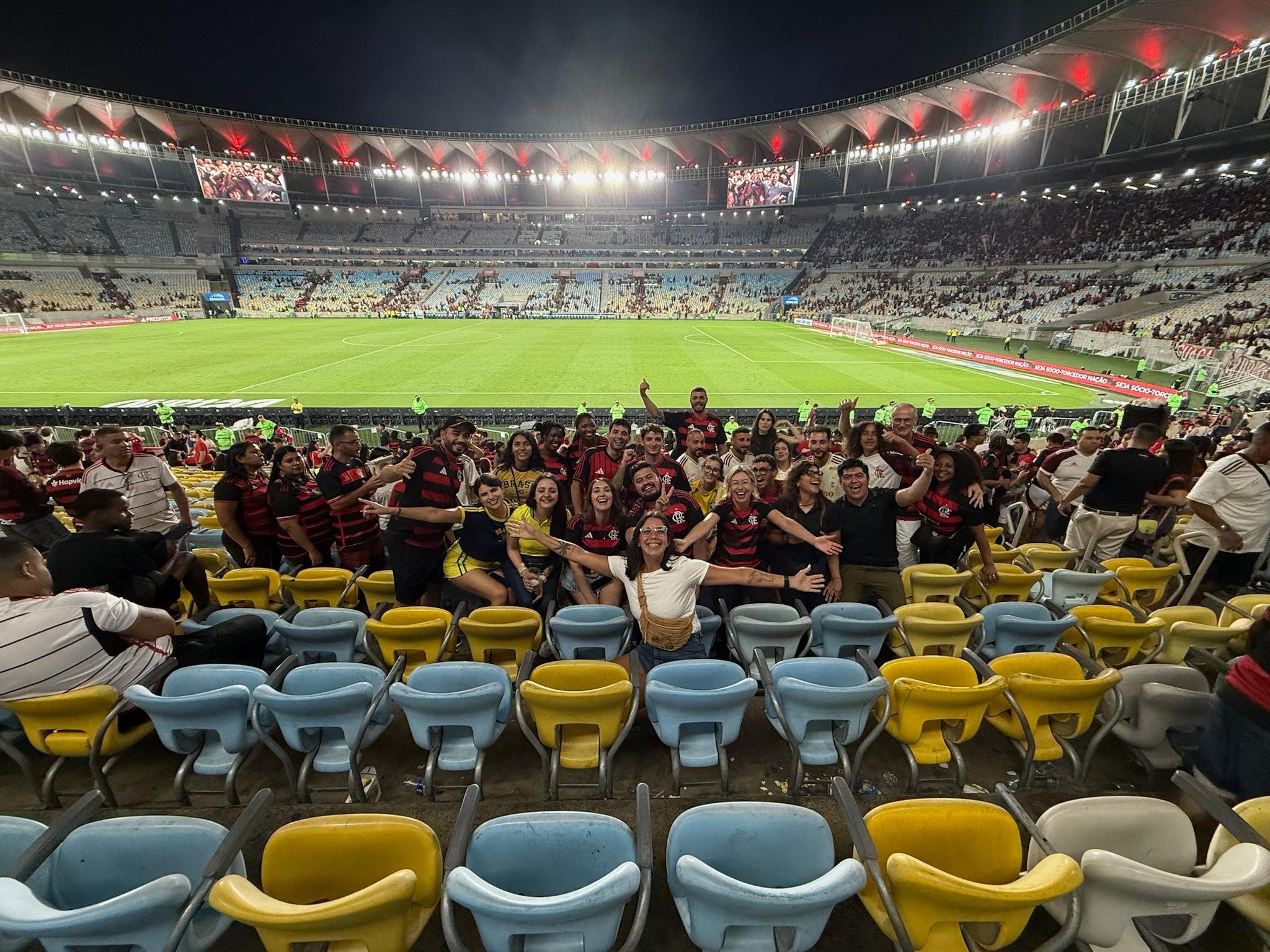 Rio de Janeiro: Live Maracanã Football Match Experience with Private Transfer