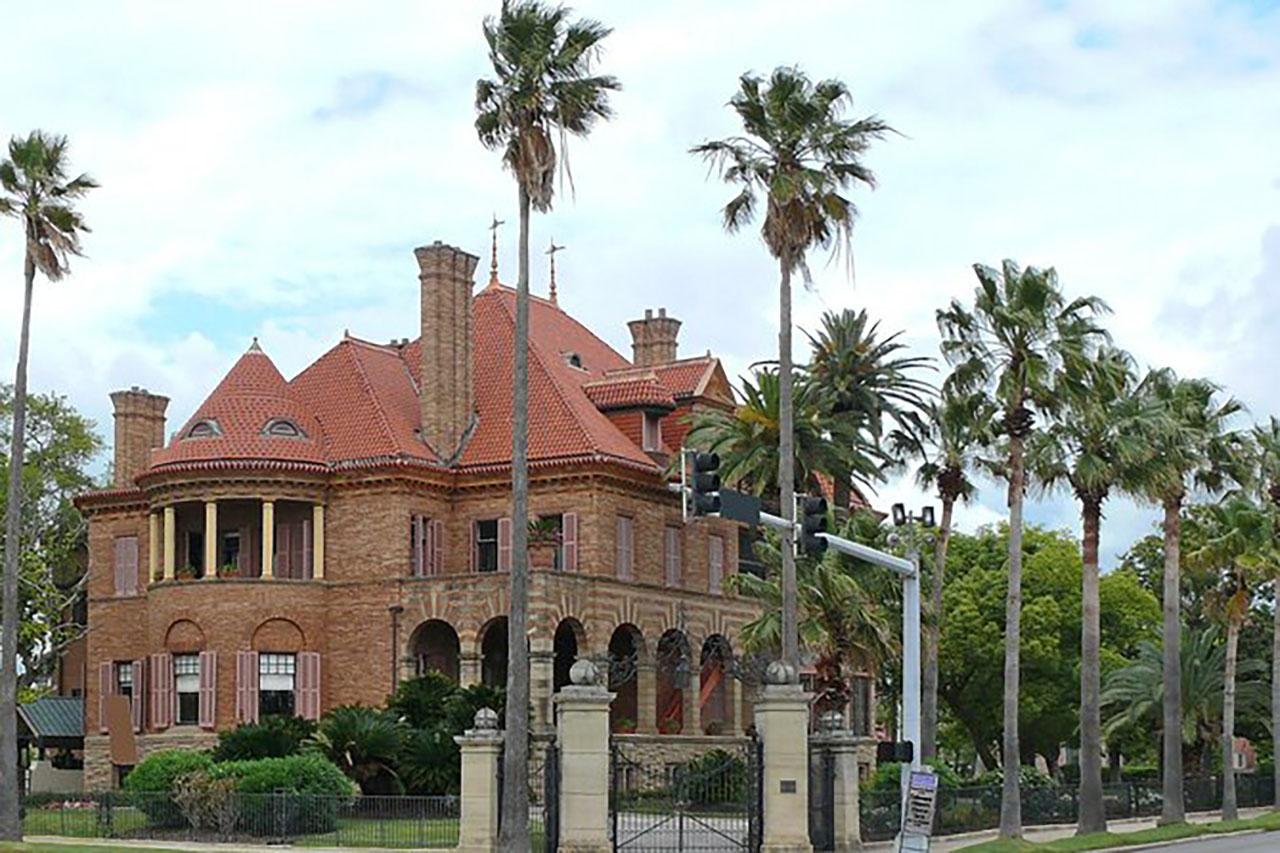 Galveston ghost tour — haunted Strand District and historic island sites — image 4