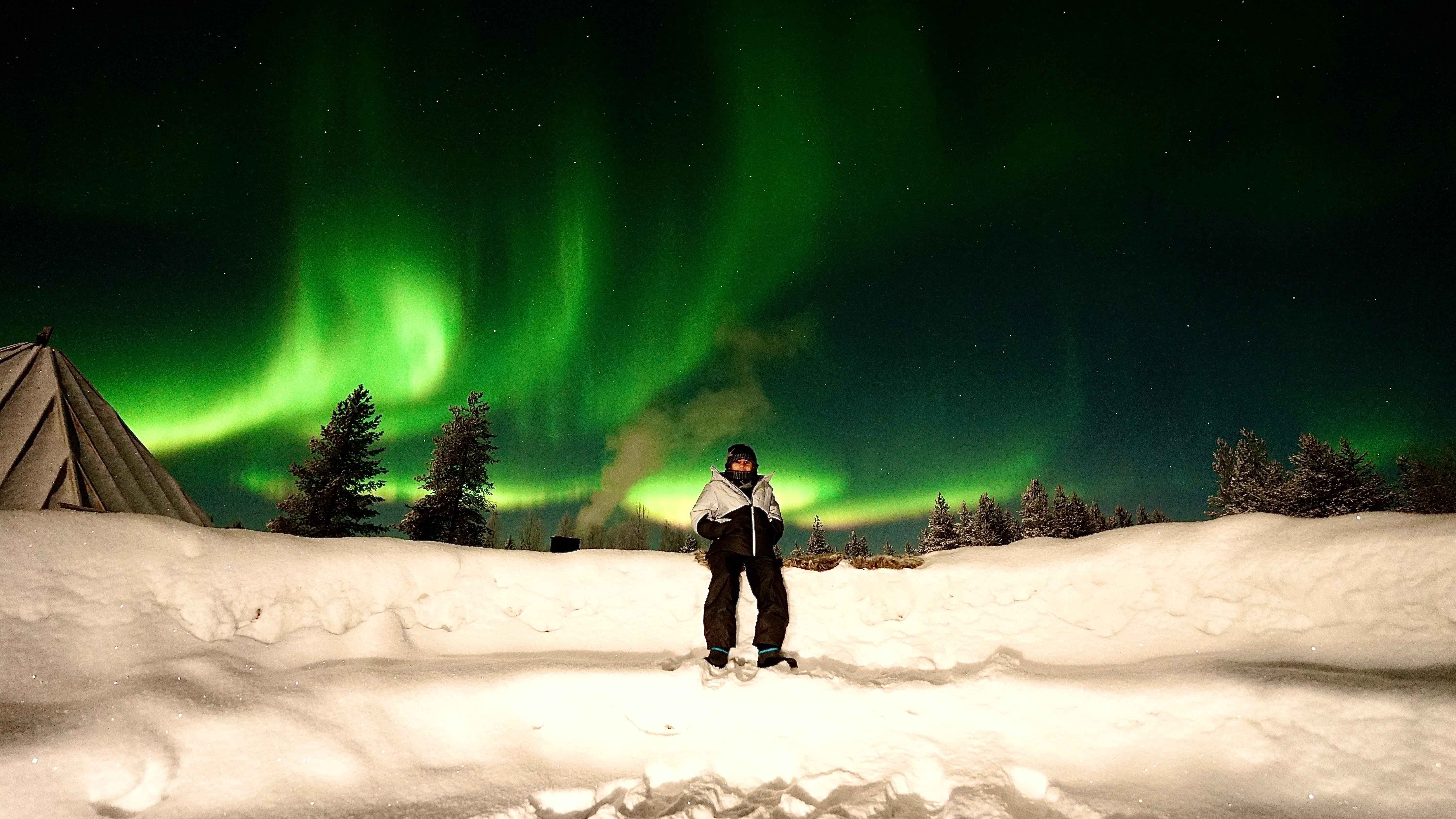 Aurora Borealis Experience at Keminmaa Summit