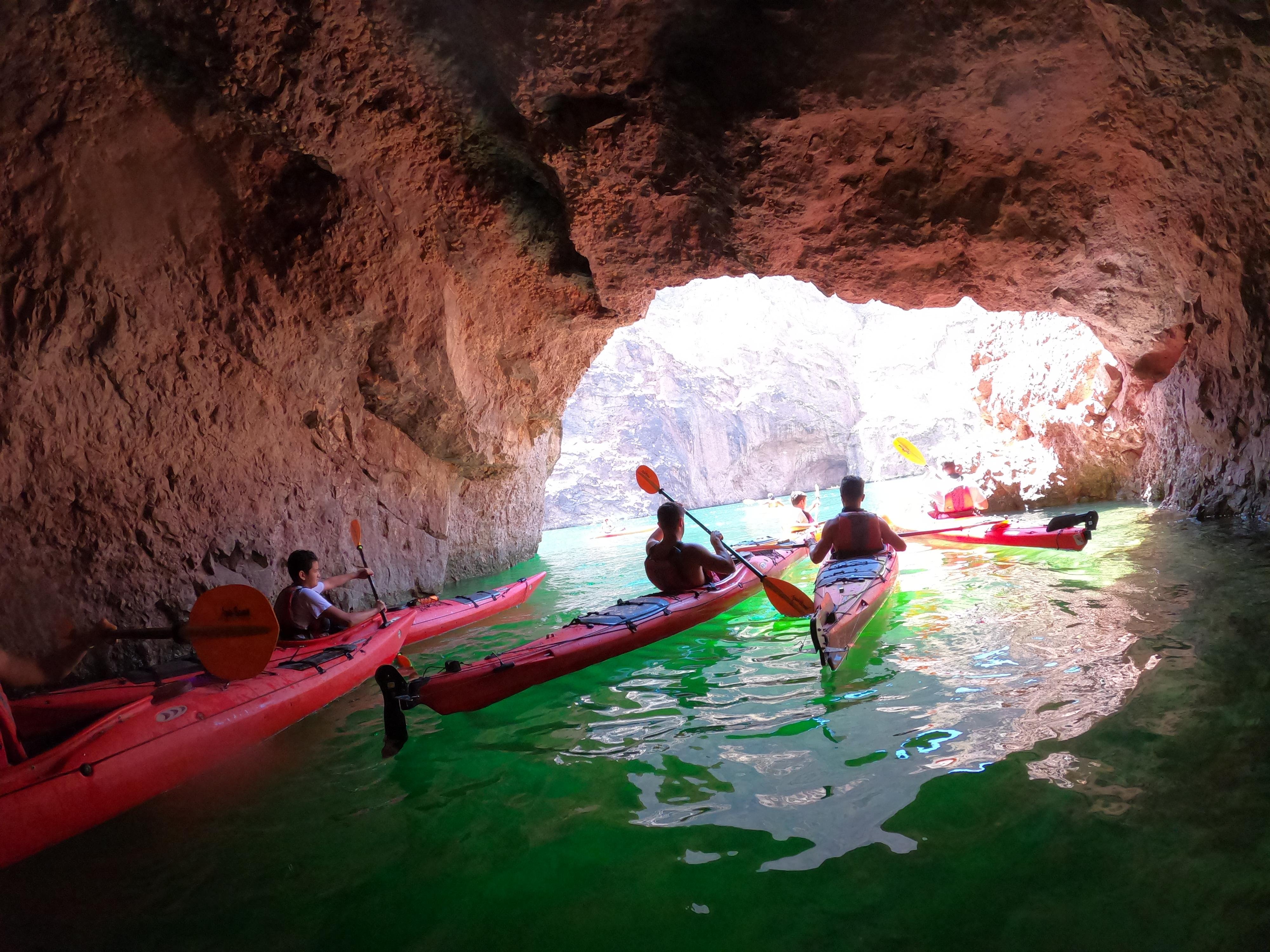 Hoover Dam & Emerald Cave Kayak Adventure from Las Vegas