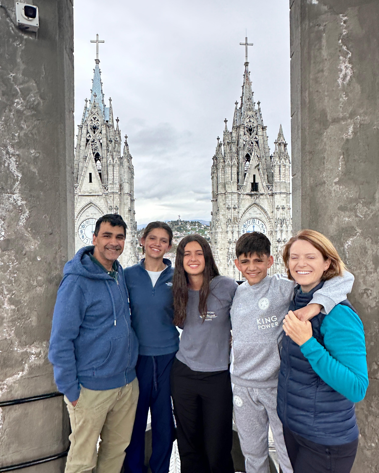 Private Quito Highlights: Colonial Center, Cable Car & Equator