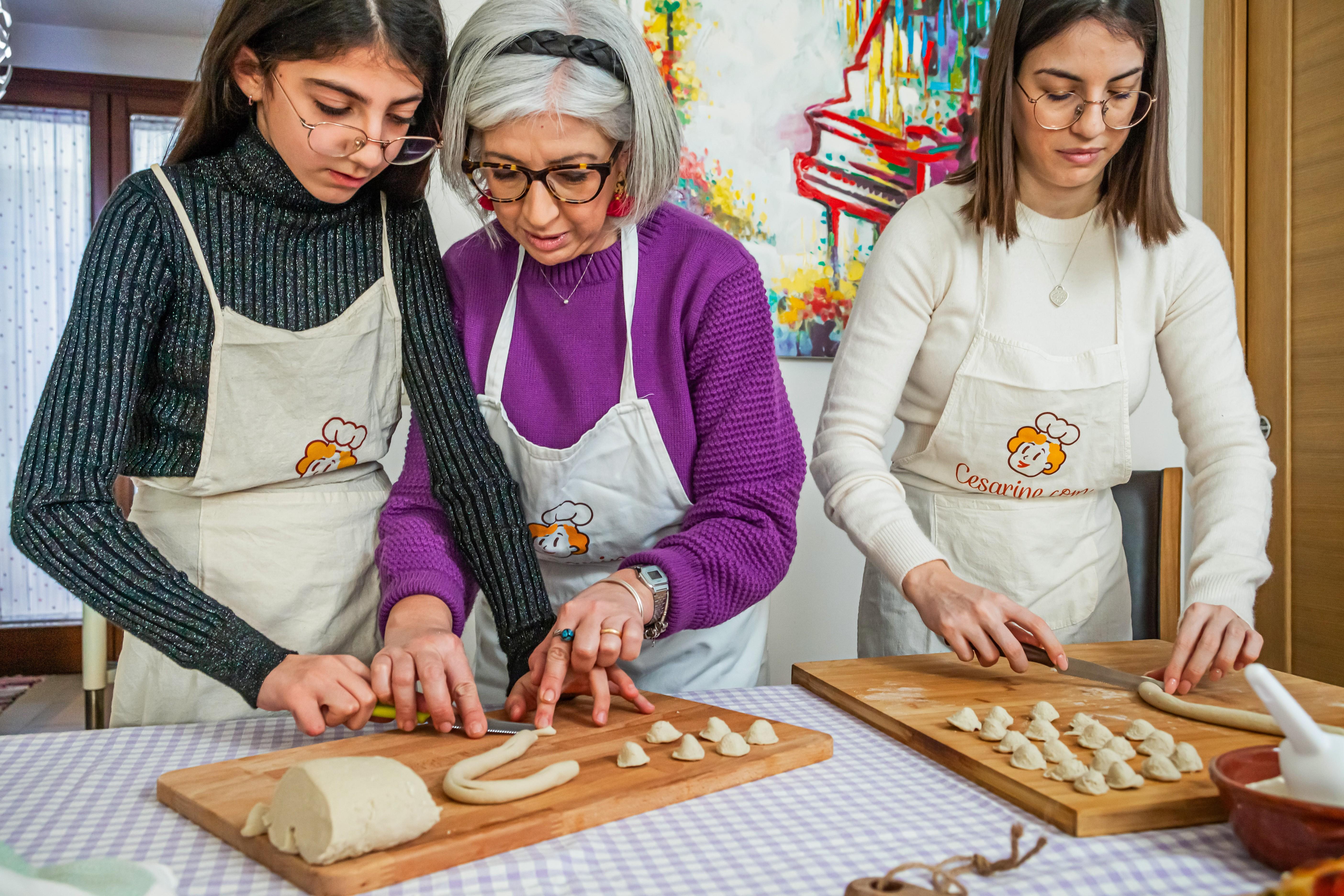 Hands-On Pasta & Tiramisu Workshop in a Catania Home