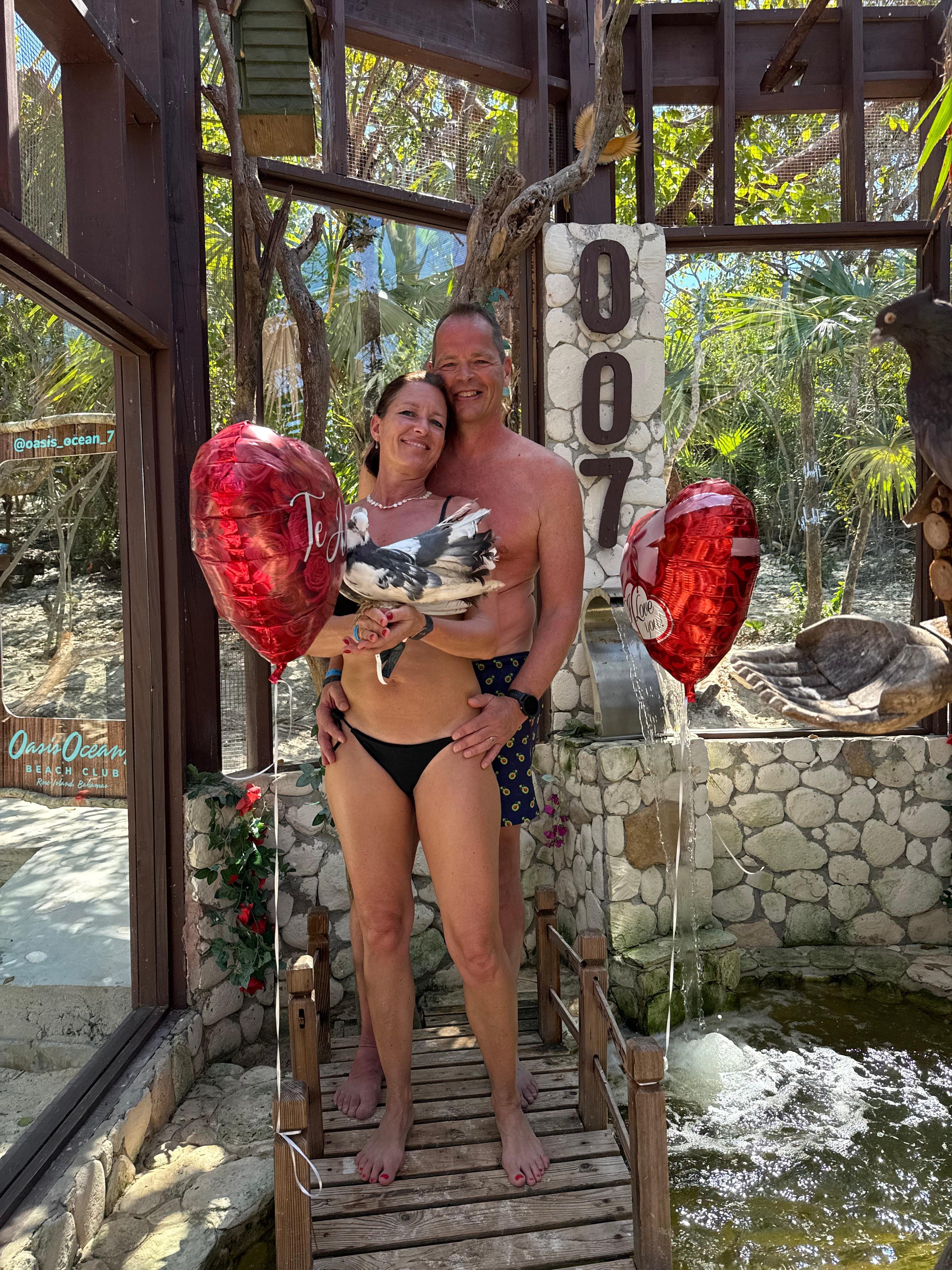 Nassau Powerboat Adventure: Snorkeling, Turtles & Private Beach Club