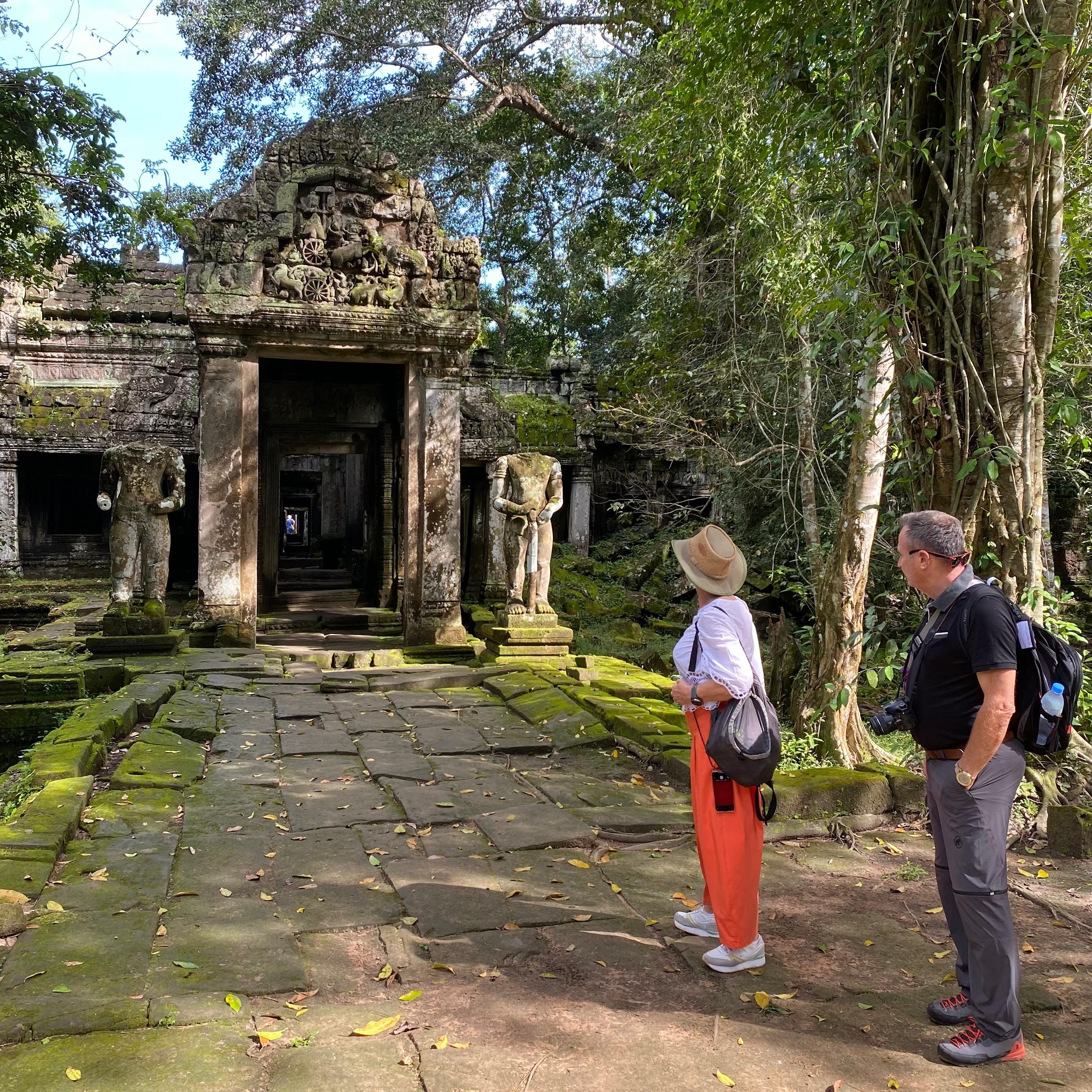 Siem Reap: Grand Circuit Temples & Sunset by Private Tuk-Tuk