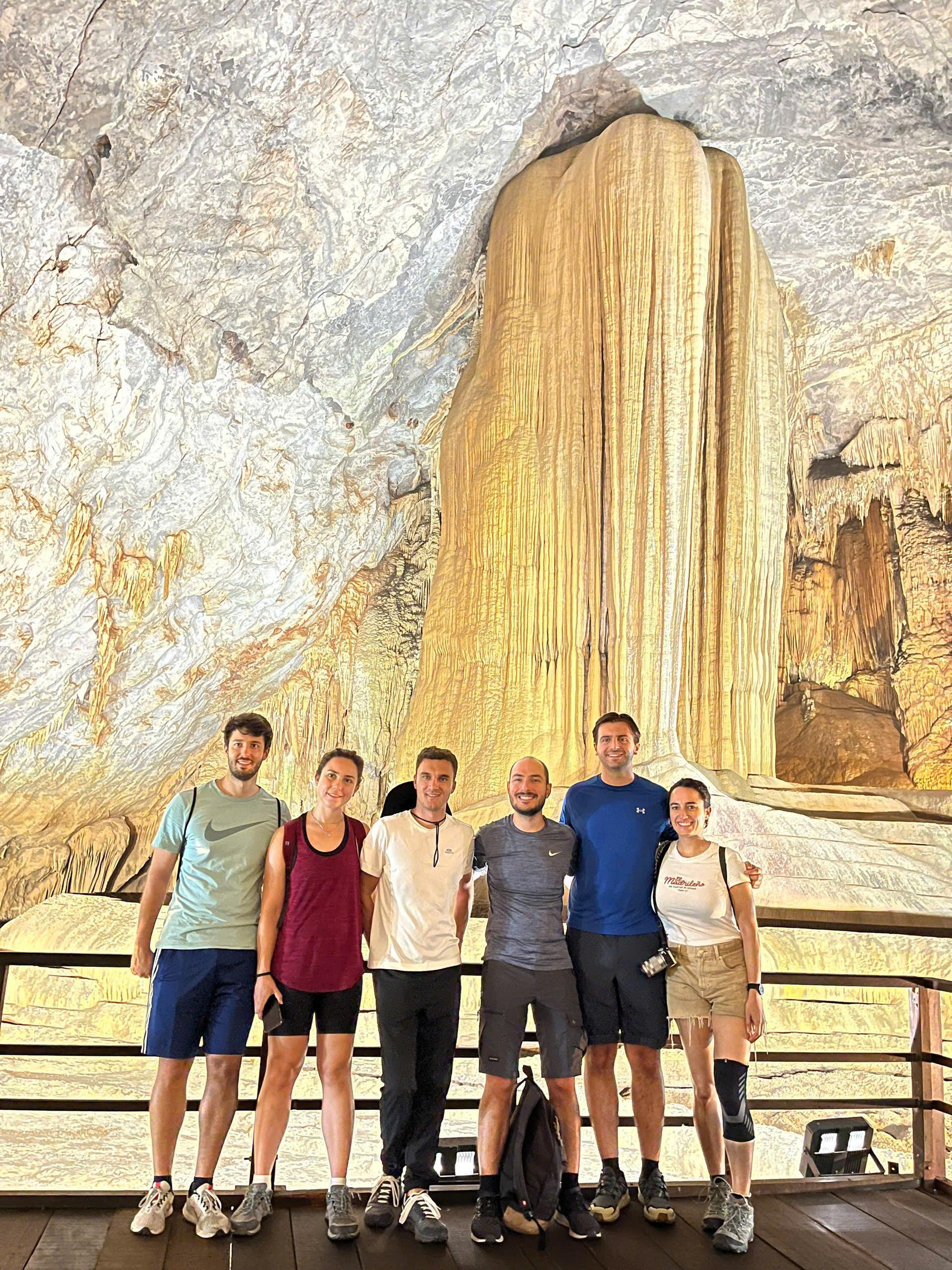 Phong Nha Cave boat tour Son River dragon boat and Paradise Cave karst — image 50