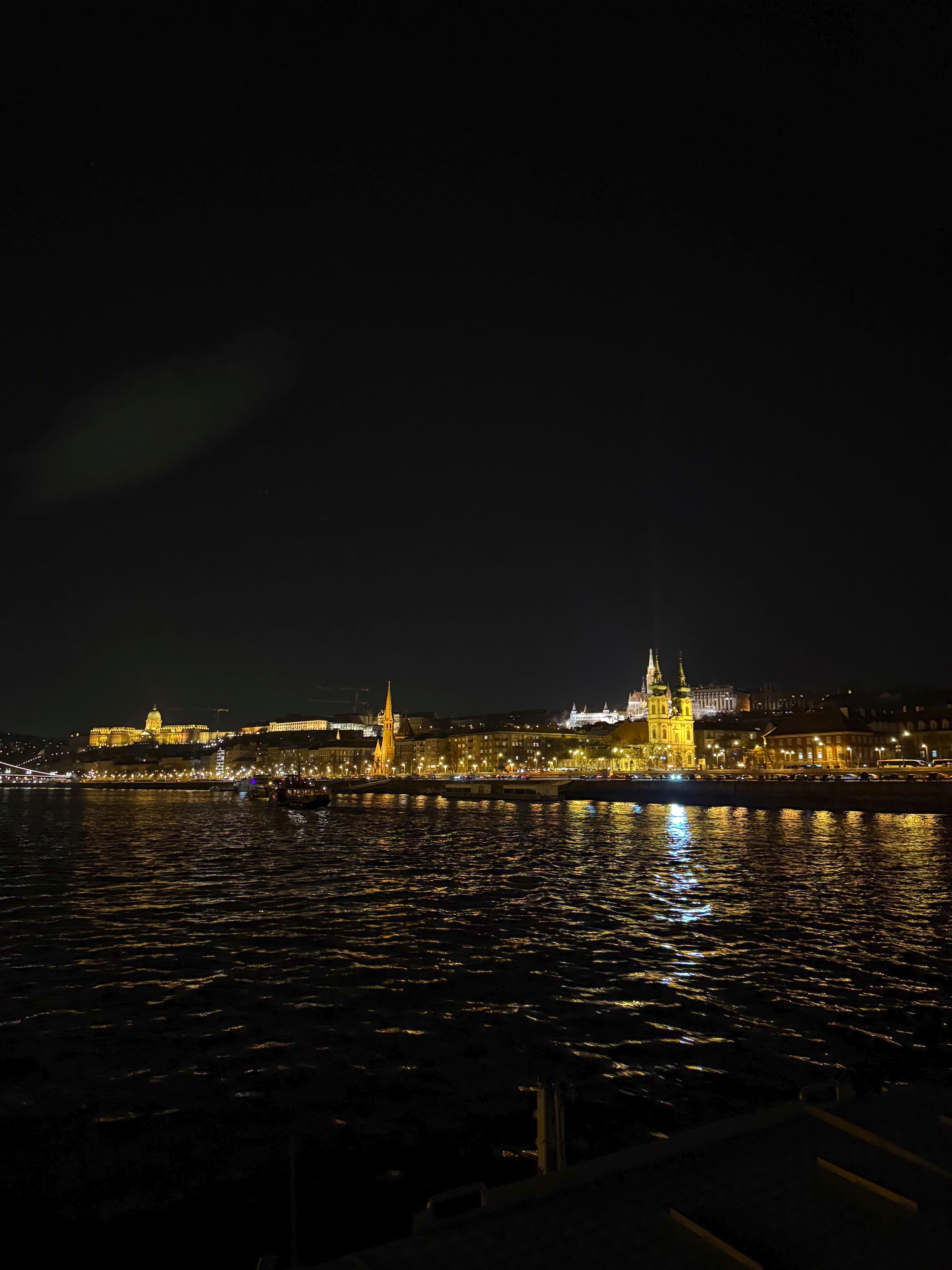 Budapest Sightseeing Cruise — image 28