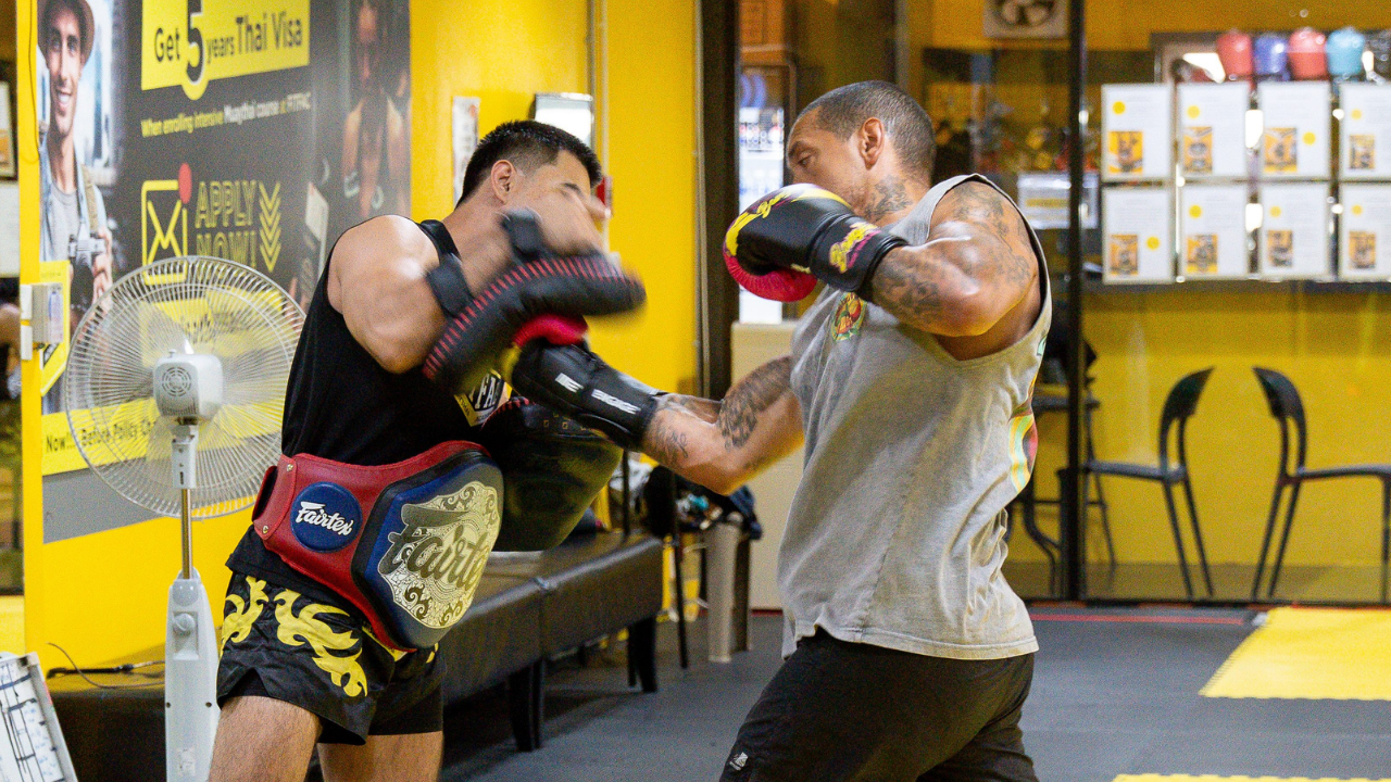Bangkok: Learn 1-1 Muay Thai + Free Muaythai Shorts & Pickup