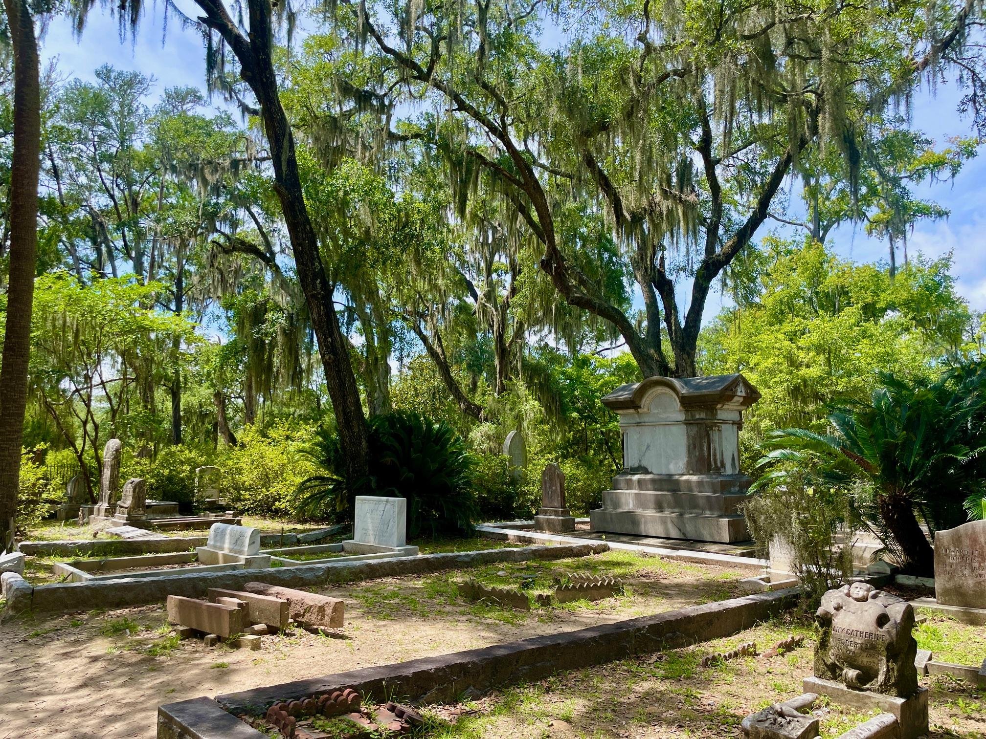 Bonaventure Cemetery Guided Golf Cart Tour