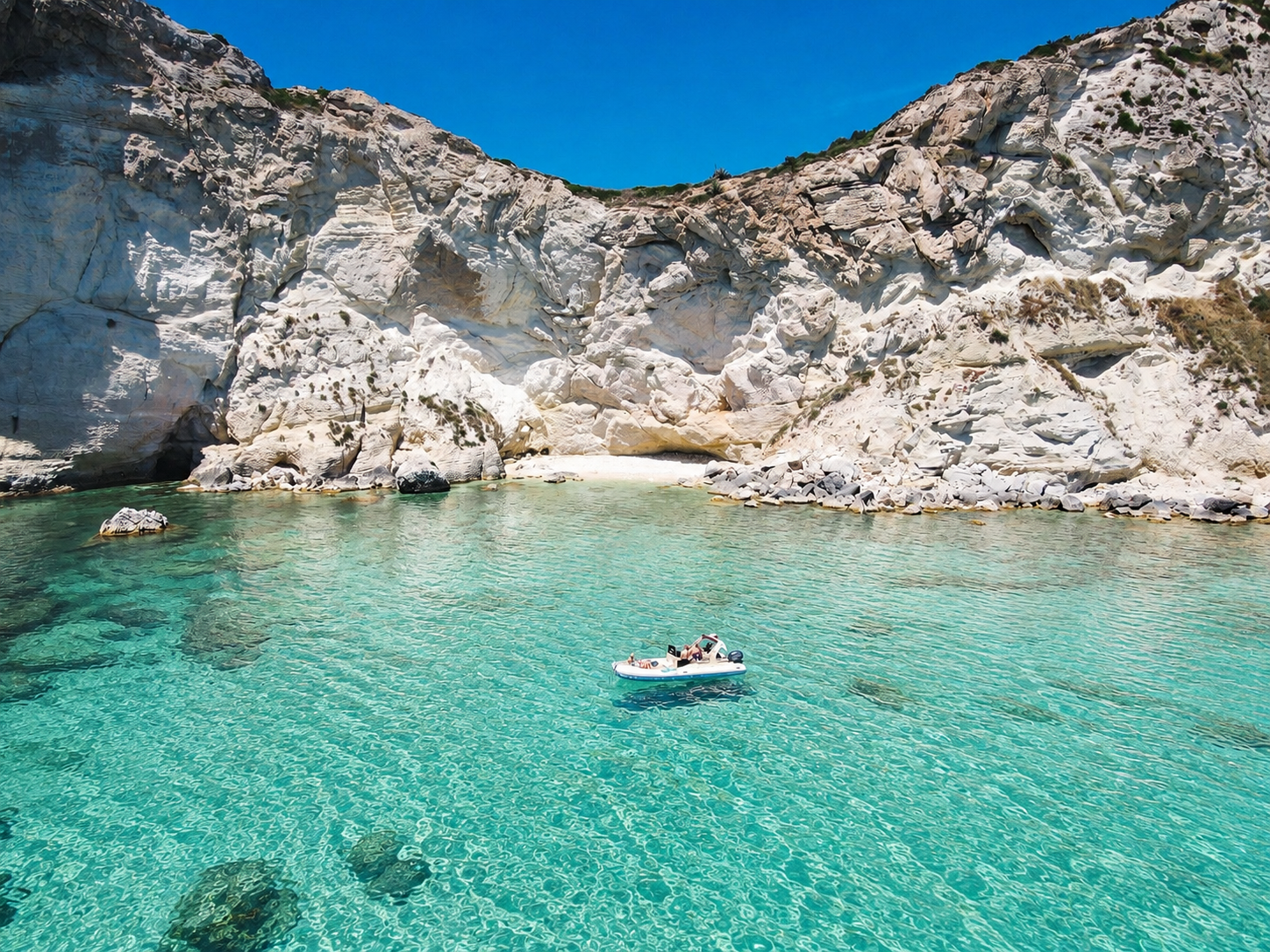Gulf of Angels Boat Tour with Sardinian Aperitif