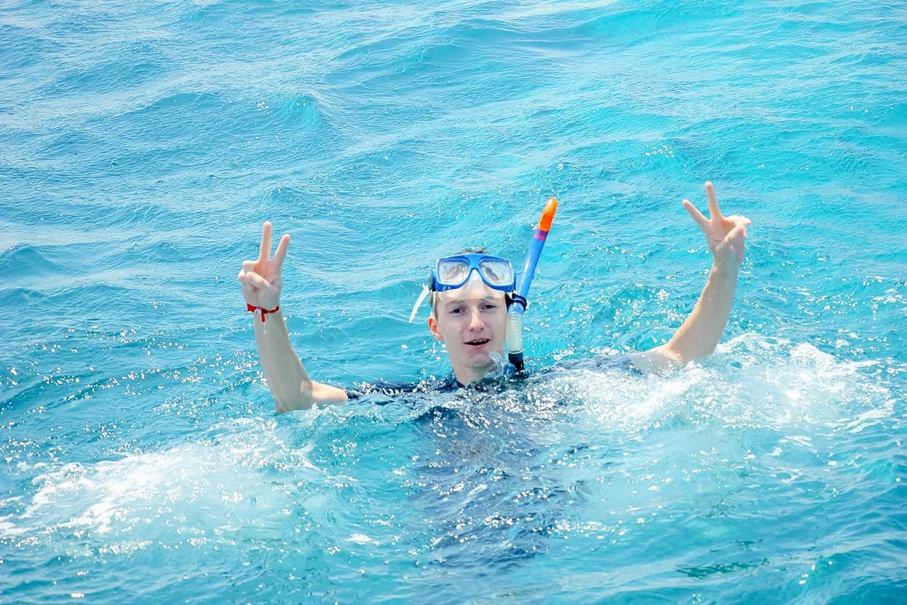 Ras Mohammed Luxury Dive Cruise from Sharm El Sheikh with Lunch