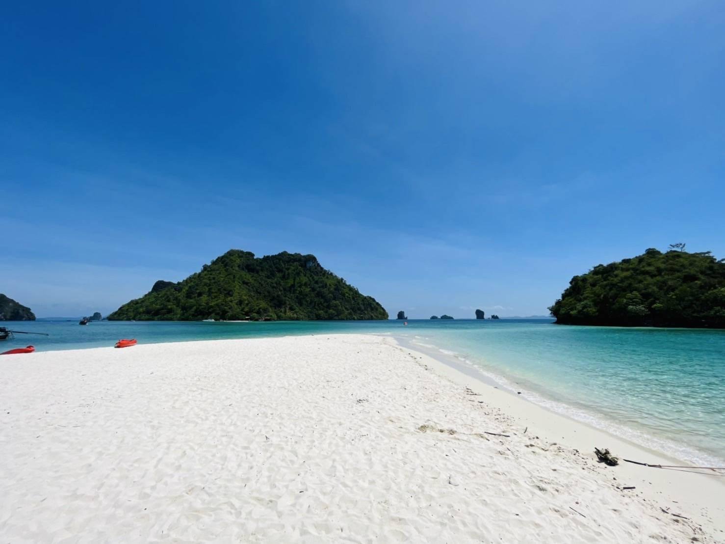 Krabi 4-Island Longtail Boat Day Trip with Lunch