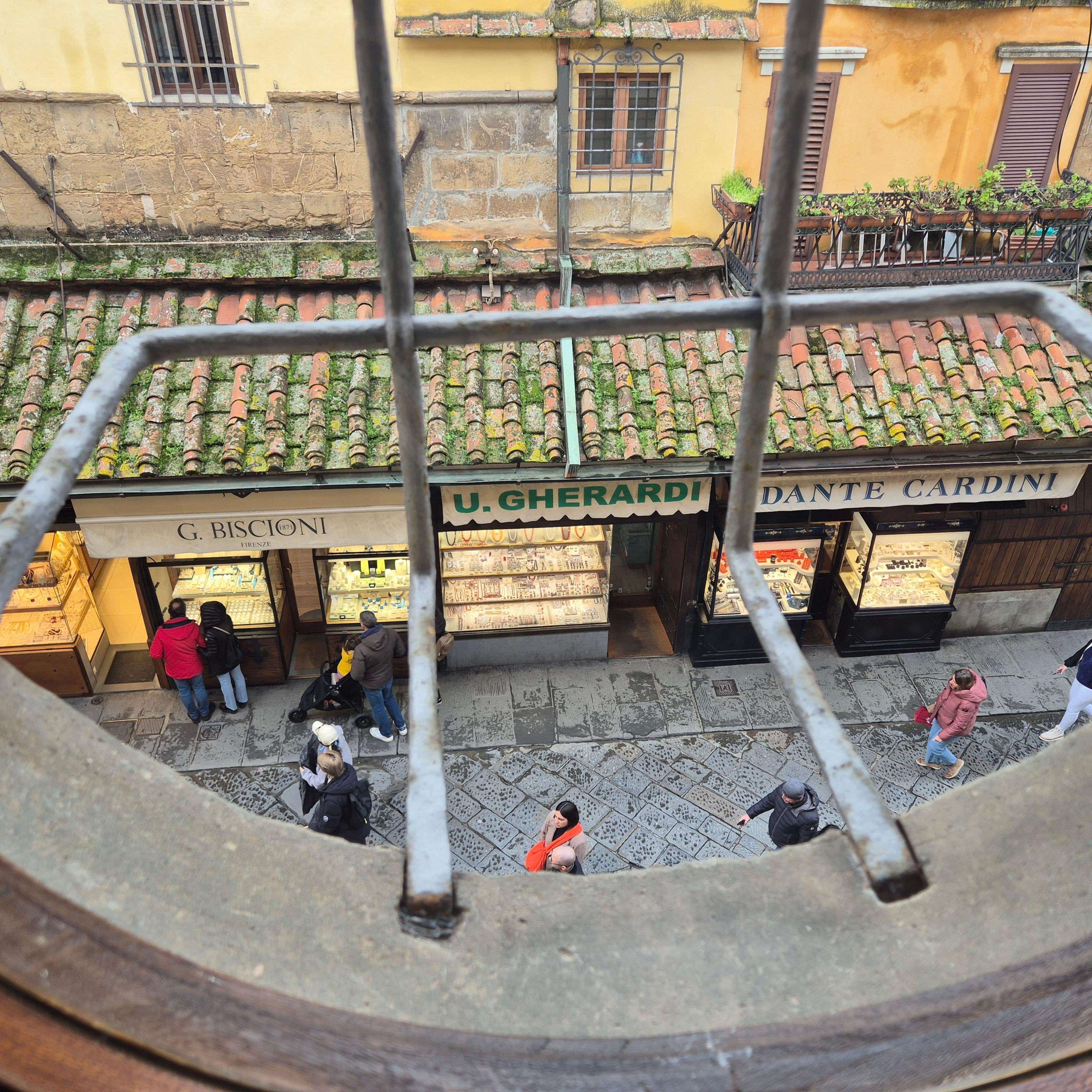 Florence: Exclusive Vasari Corridor & Uffizi Gallery Tour