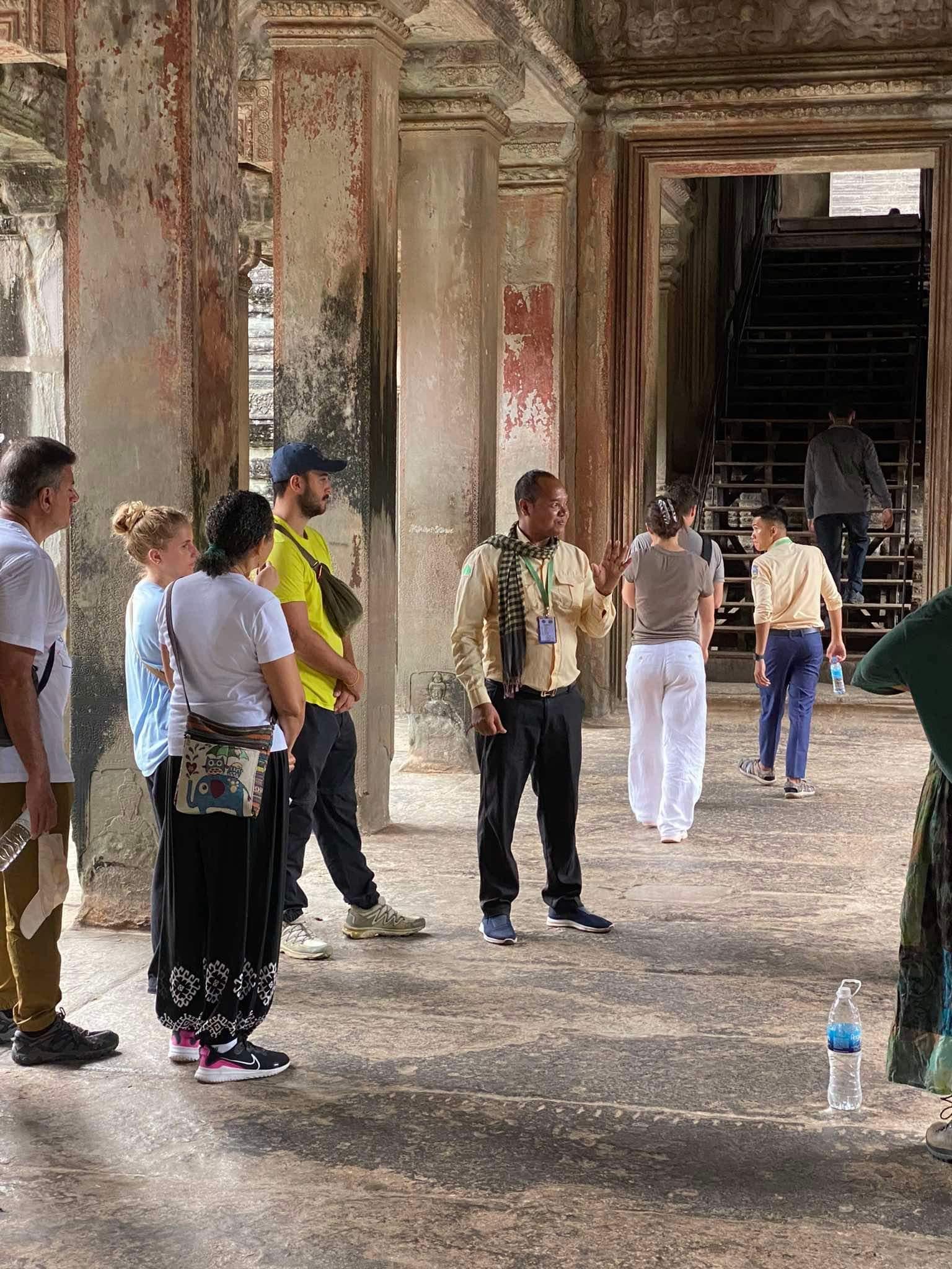 Siem Reap: Sunrise Angkor Wat & Ancient Temples Small-Group Tour