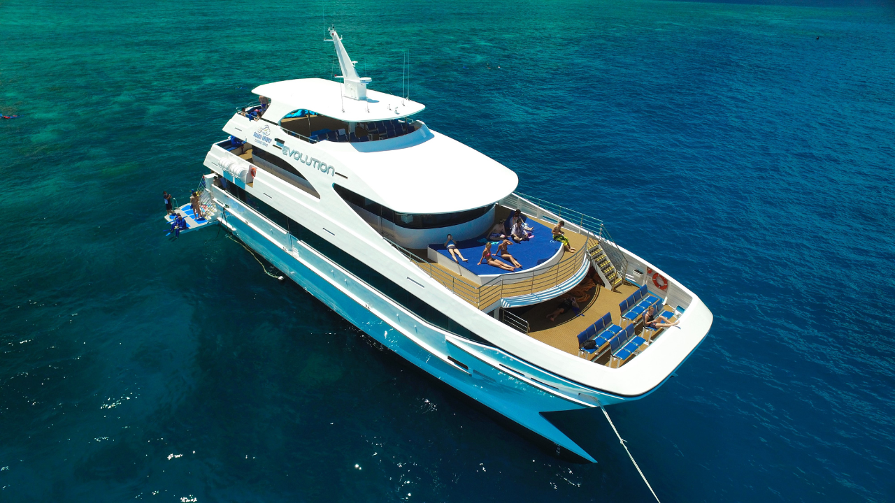 Cairns Outer Great Barrier Reef Full-Day Superyacht Tour
