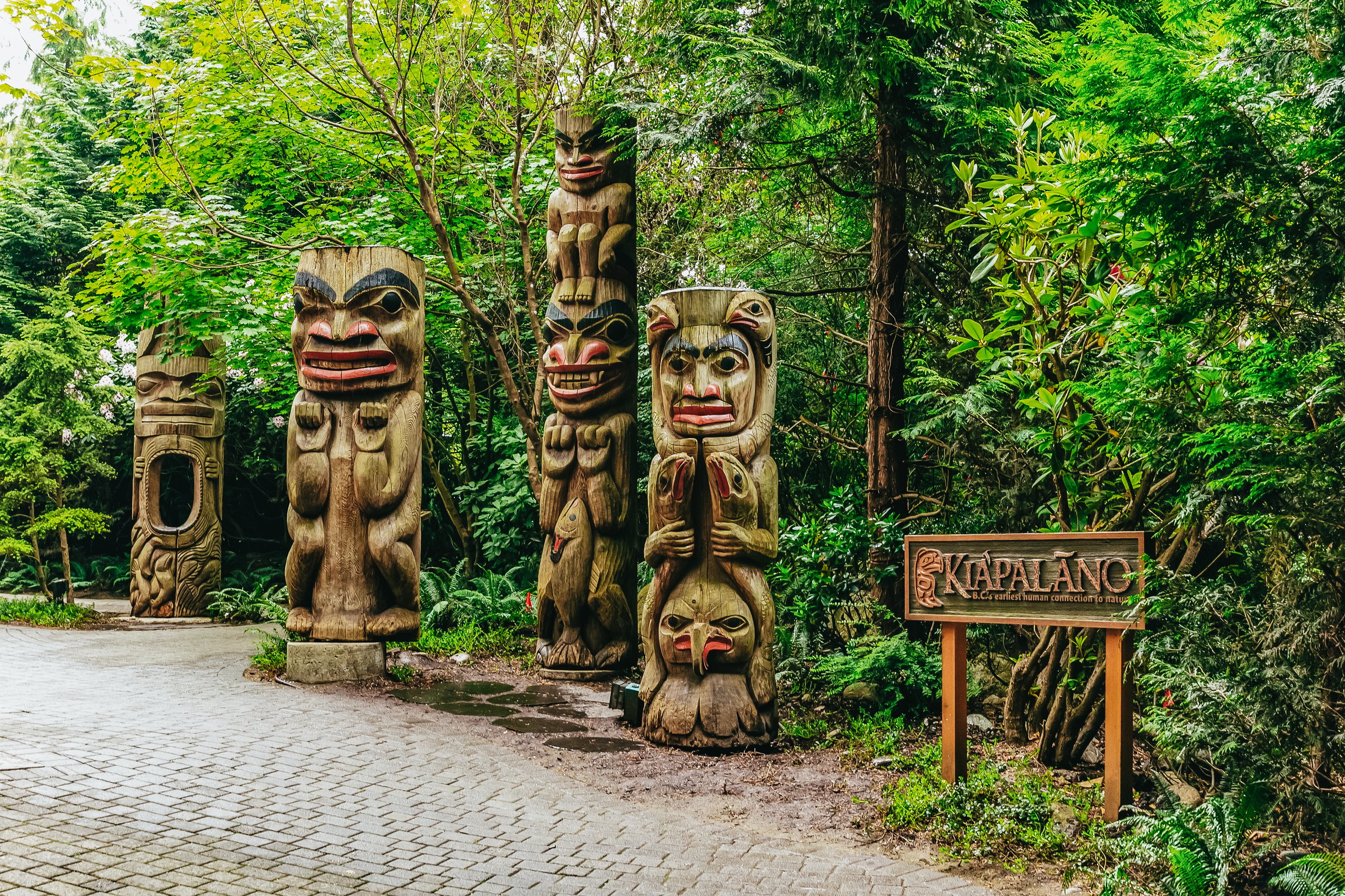 Vancouver Highlights: City Tour, Capilano Bridge & Granville Island