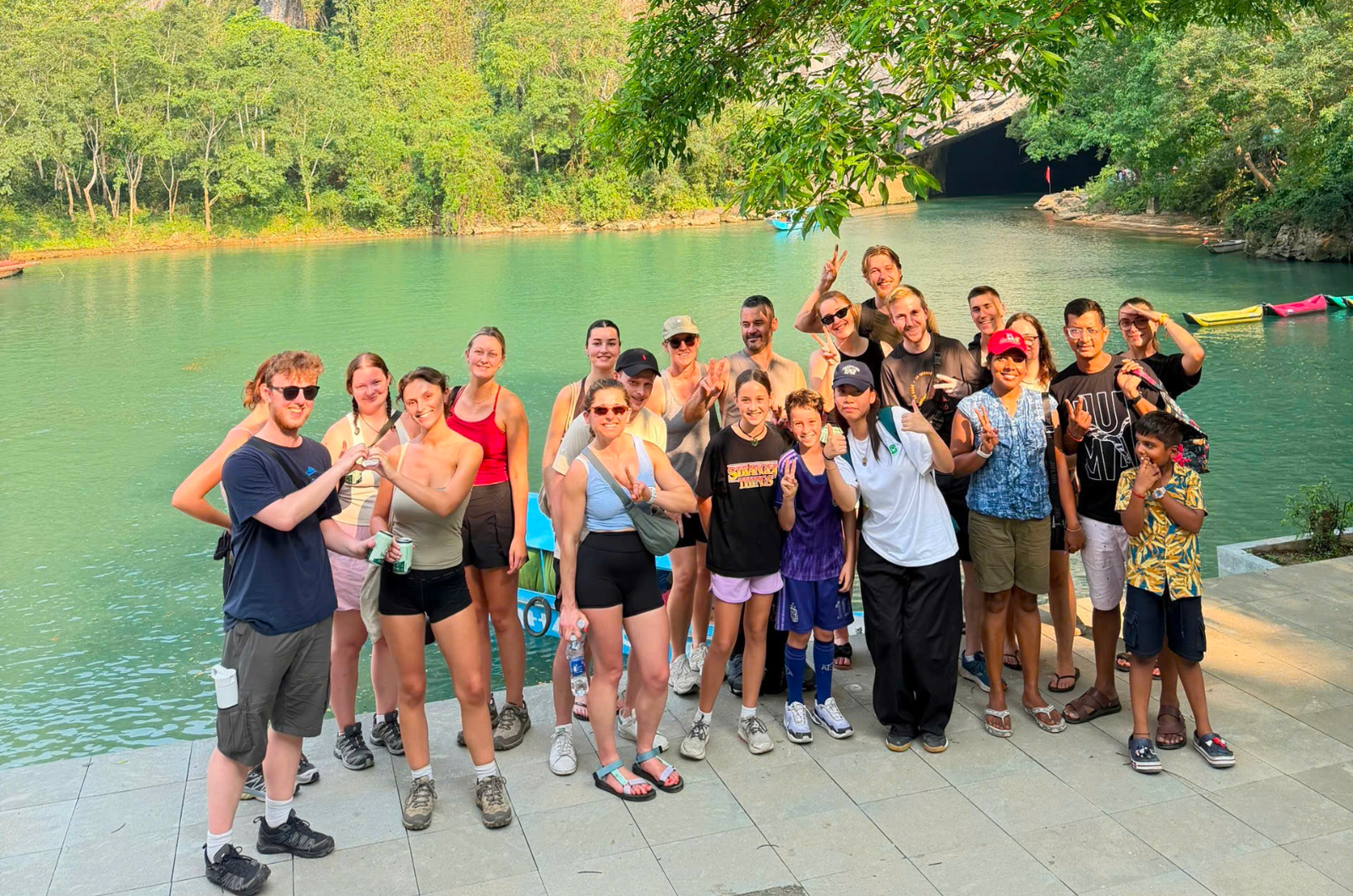 Phong Nha Cave boat tour Son River dragon boat and Paradise Cave karst — image 11