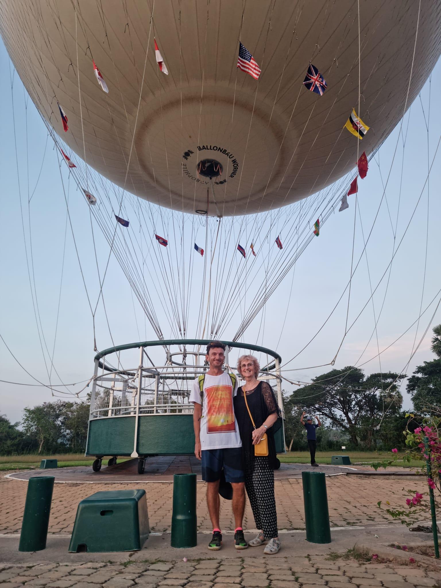 Siem Reap: Sunrise or Sunset Angkor Wat Balloon Flight