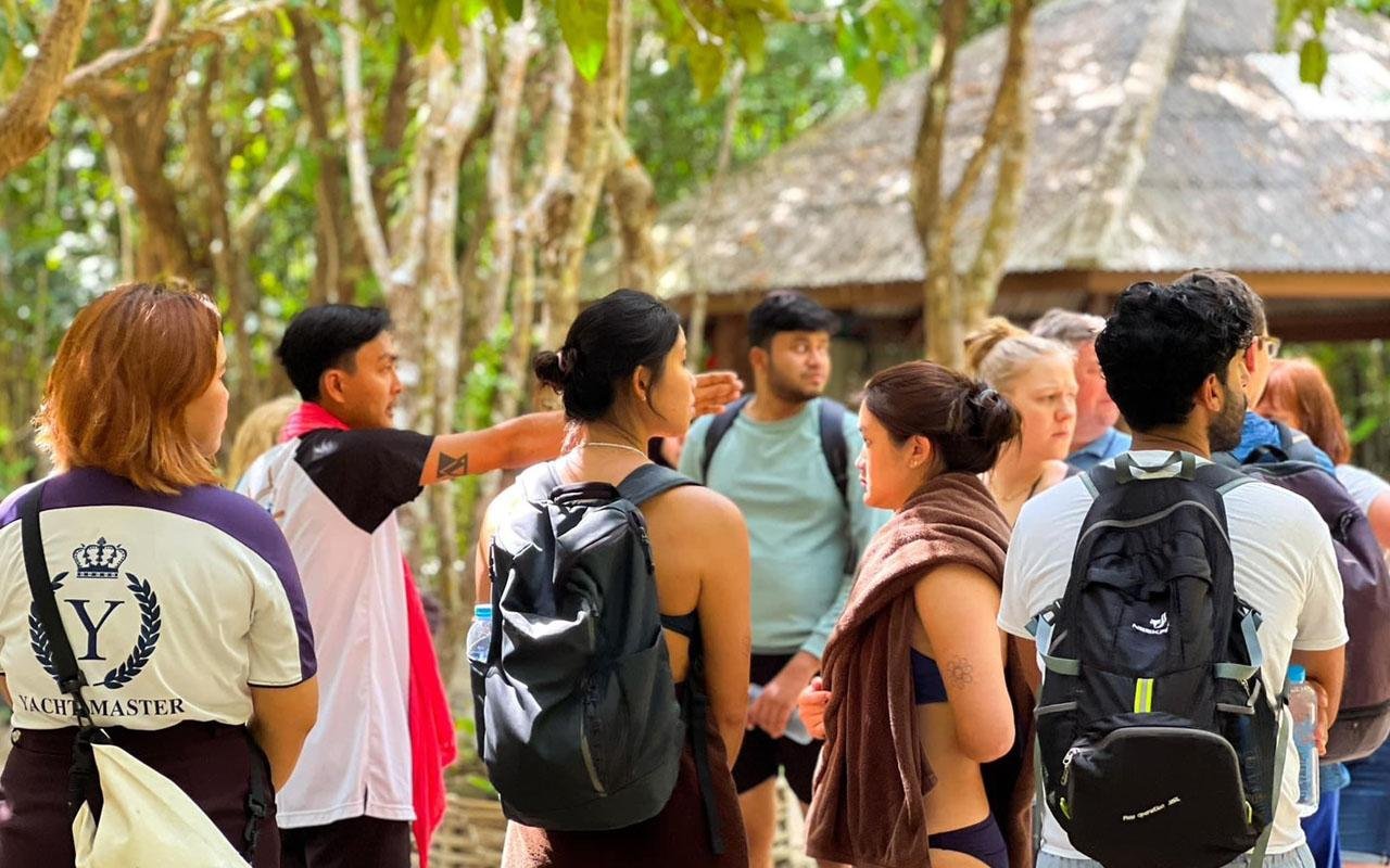 Krabi Jungle Day Tour: Hot Springs, Emerald Pool & Tiger Cave Temple